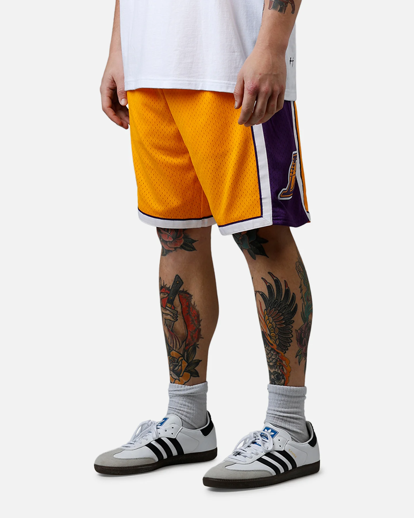 Mitchell & Ness Los Angeles Lakers 09' Swingman Shorts Yellow - Image 5