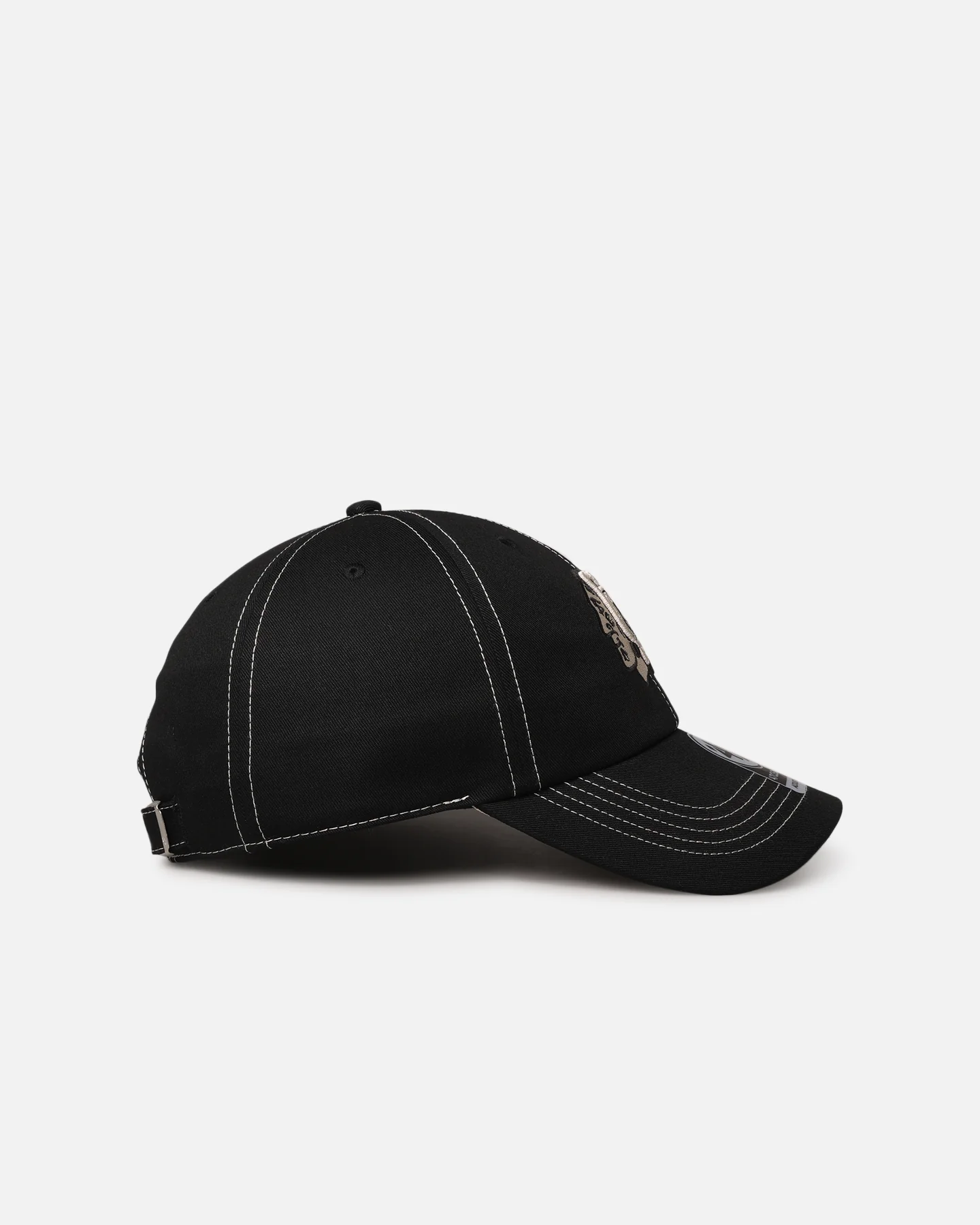 47 Brand Chicago Blackhawks 'Contrast Stitch' 47 Clean Up Strapback Black/Bone - Image 3