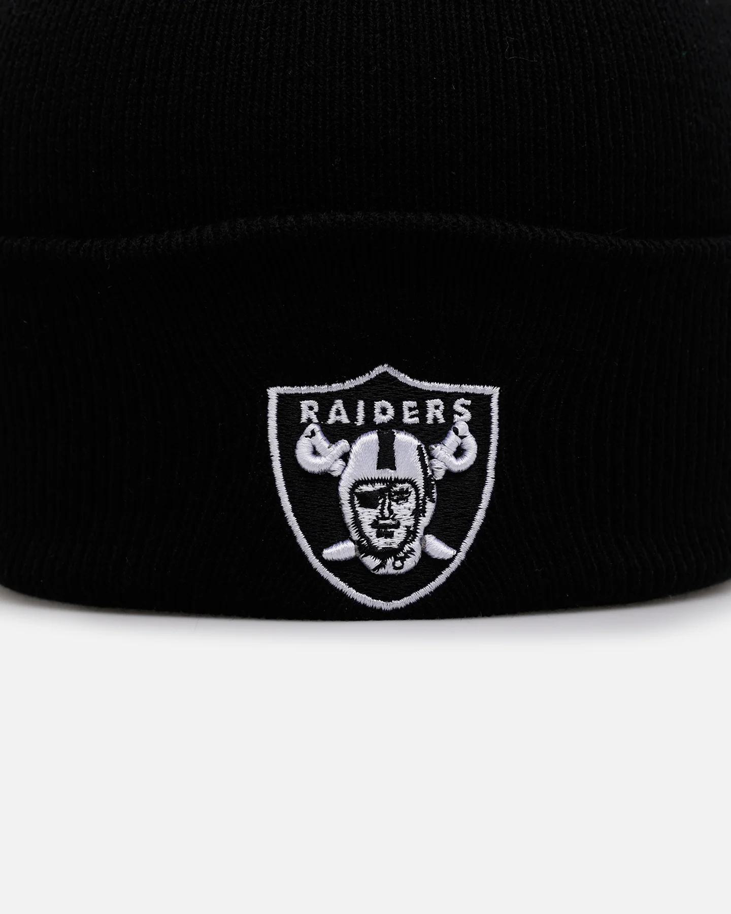47 Brand Las Vegas Raiders Haymaker Cuff Knit Beanie Black/White - Image 5