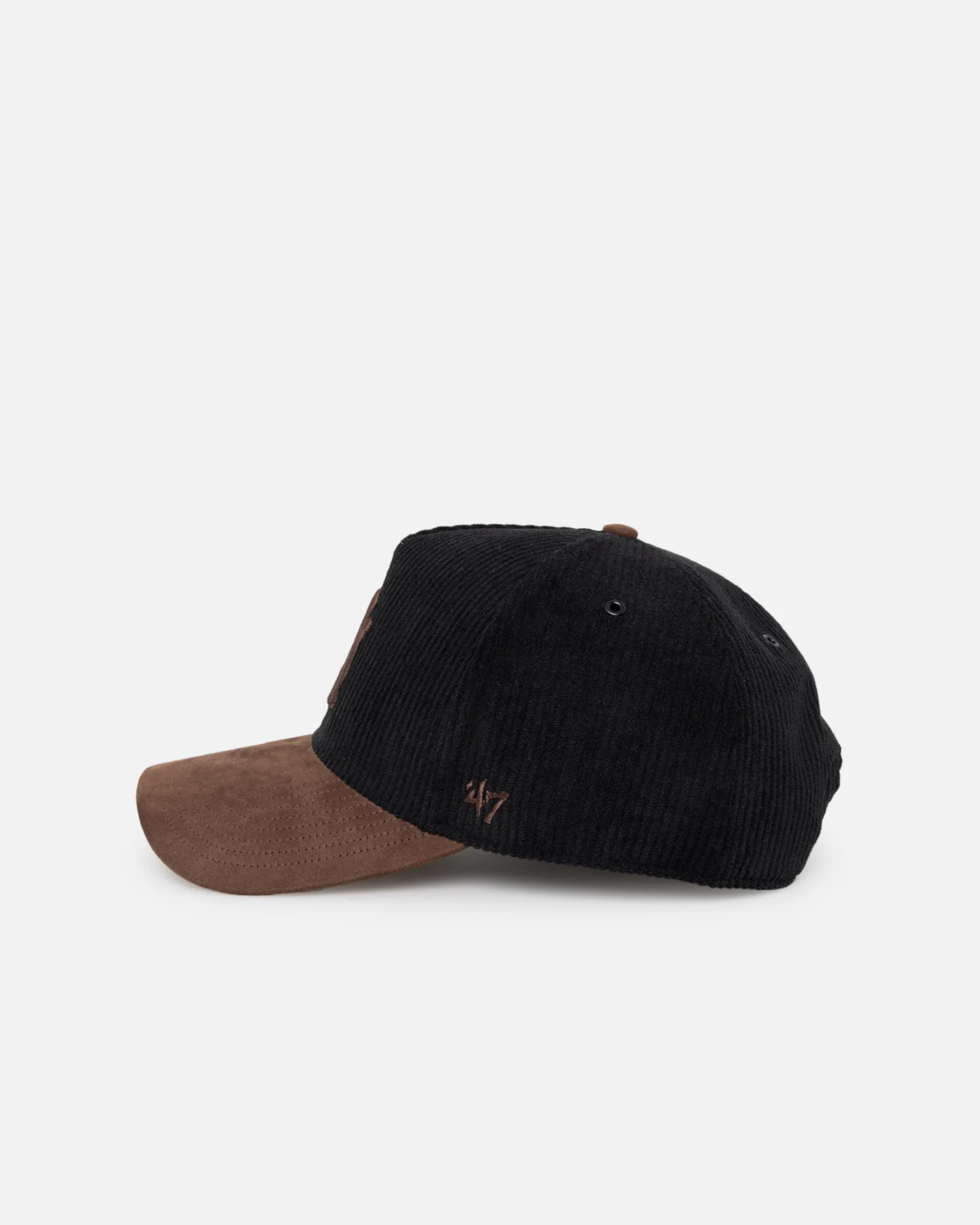 47 Brand New York Yankees 'Black Barren' 47 Offside DT Snapback Black - Image 5