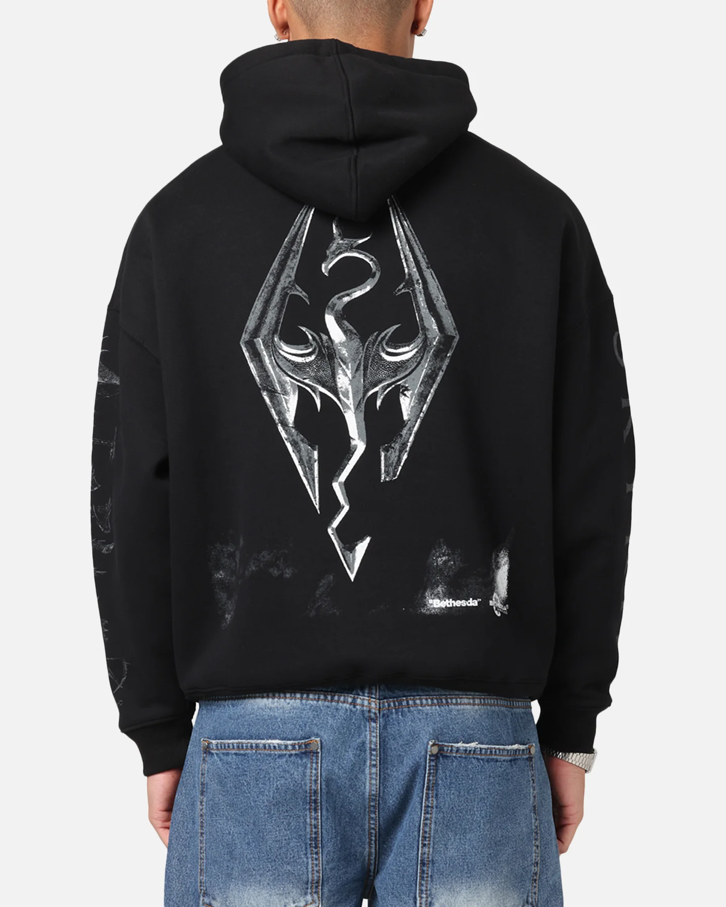 73Studio X The Elder Scrolls V: Skyrim '11 Daedric Premium Hoodie Black - Image 2