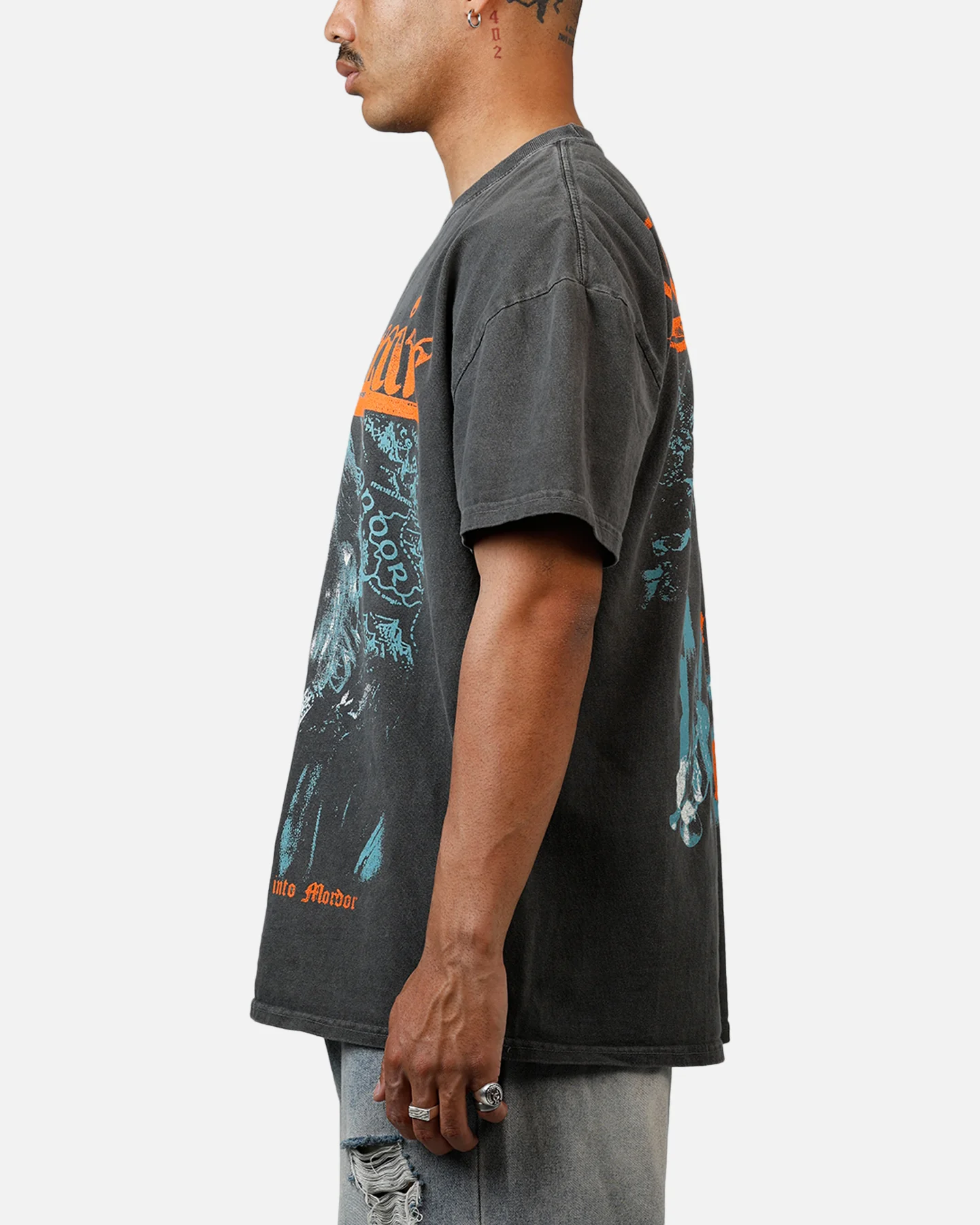 73Studio X Lord Of The Rings Boromir Heavyweight T-Shirt Black Wash - Image 5