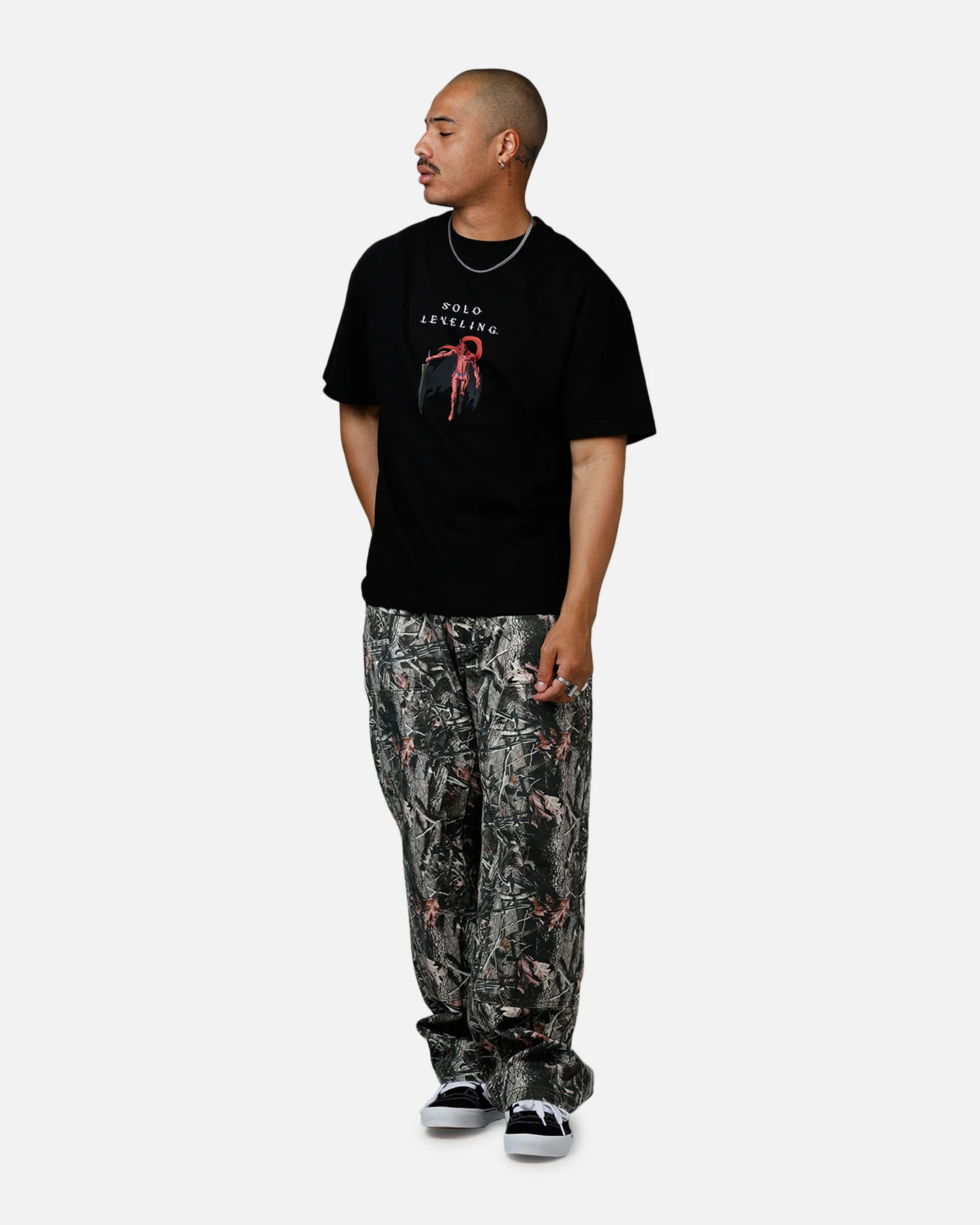 73Studio X Solo Leveling Igris T-Shirt Black - Image 3