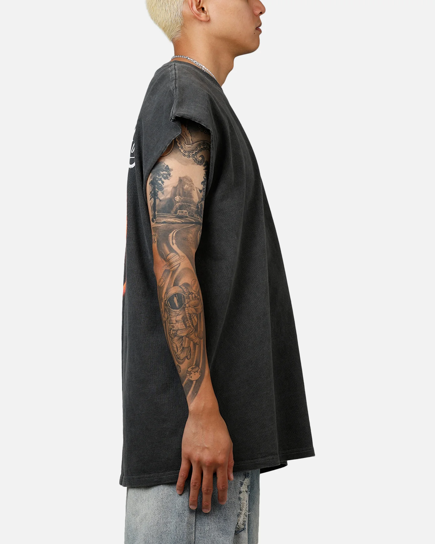 Culture Kings X 88Rising Degrees Muscle T-Shirt Black Wash - Image 4