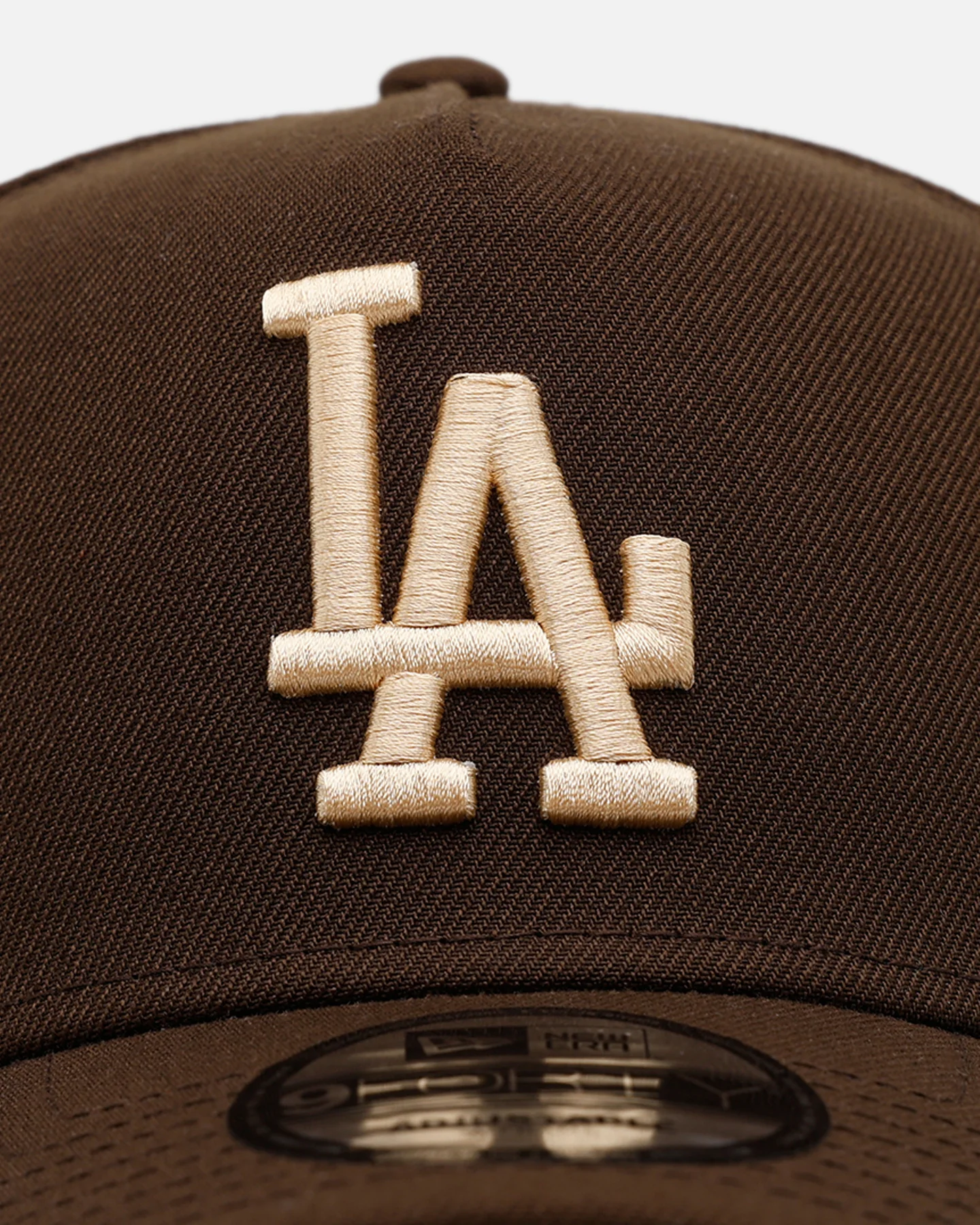 New Era Los Angeles Dodgers 'Stay Classy' 9FORTY A-Frame Snapback Walnut - Image 5