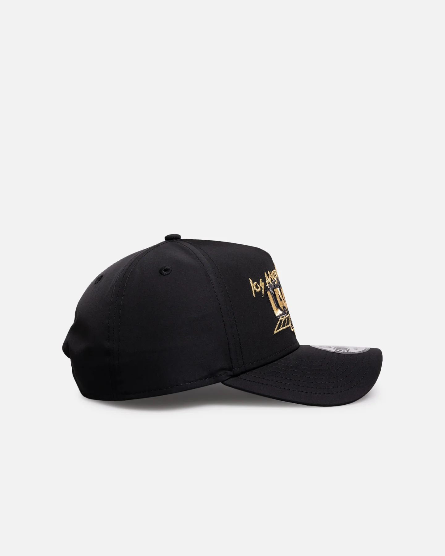 New Era Los Angeles Lakers 'Arcade Gold 10 Year Anniversary' 9FORTY A-Frame Snapback Black/Gold - Image 3