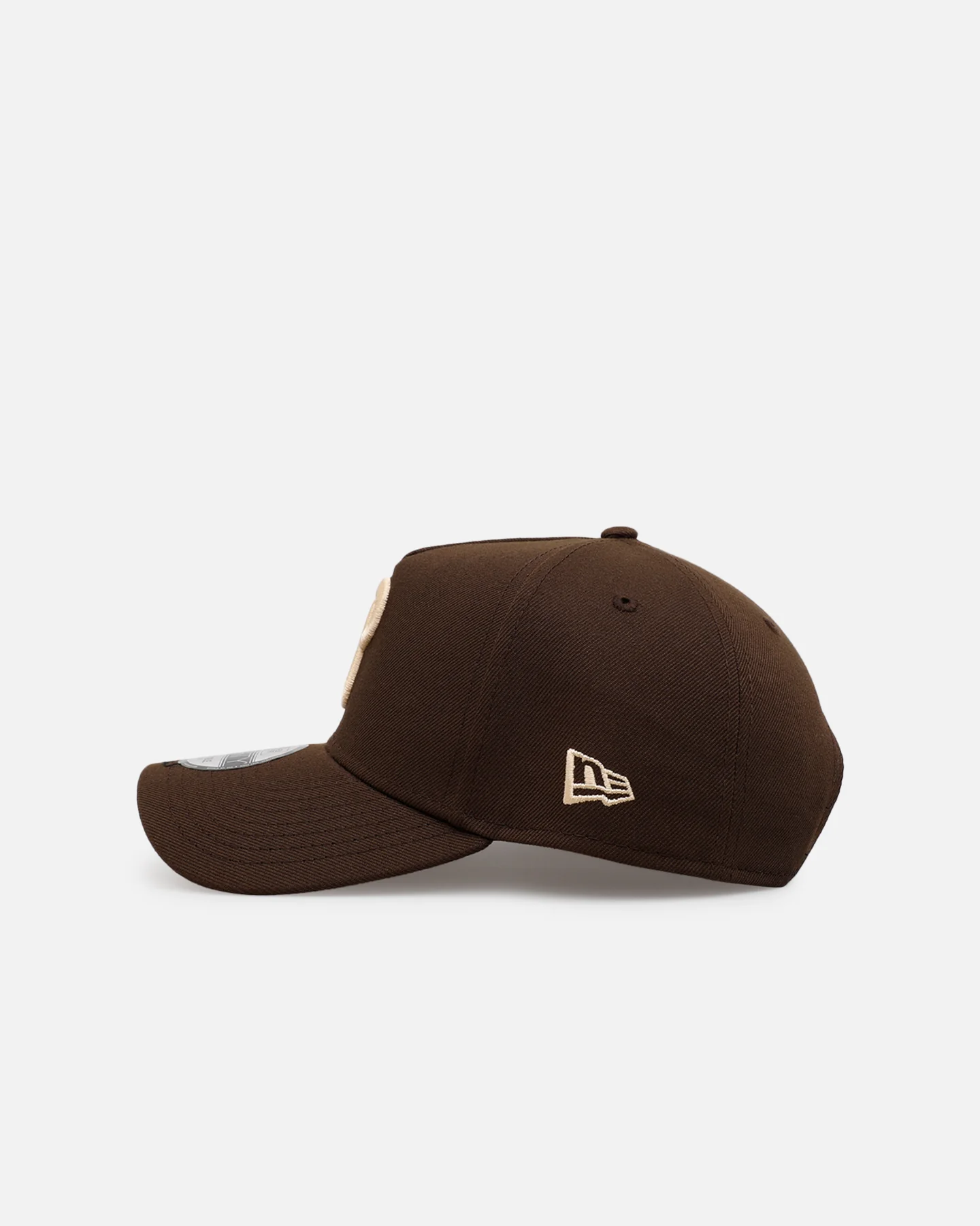 New Era Philadelphia Phillies 'Stay Classy' 9FORTY A-Frame Snapback Walnut - Image 4