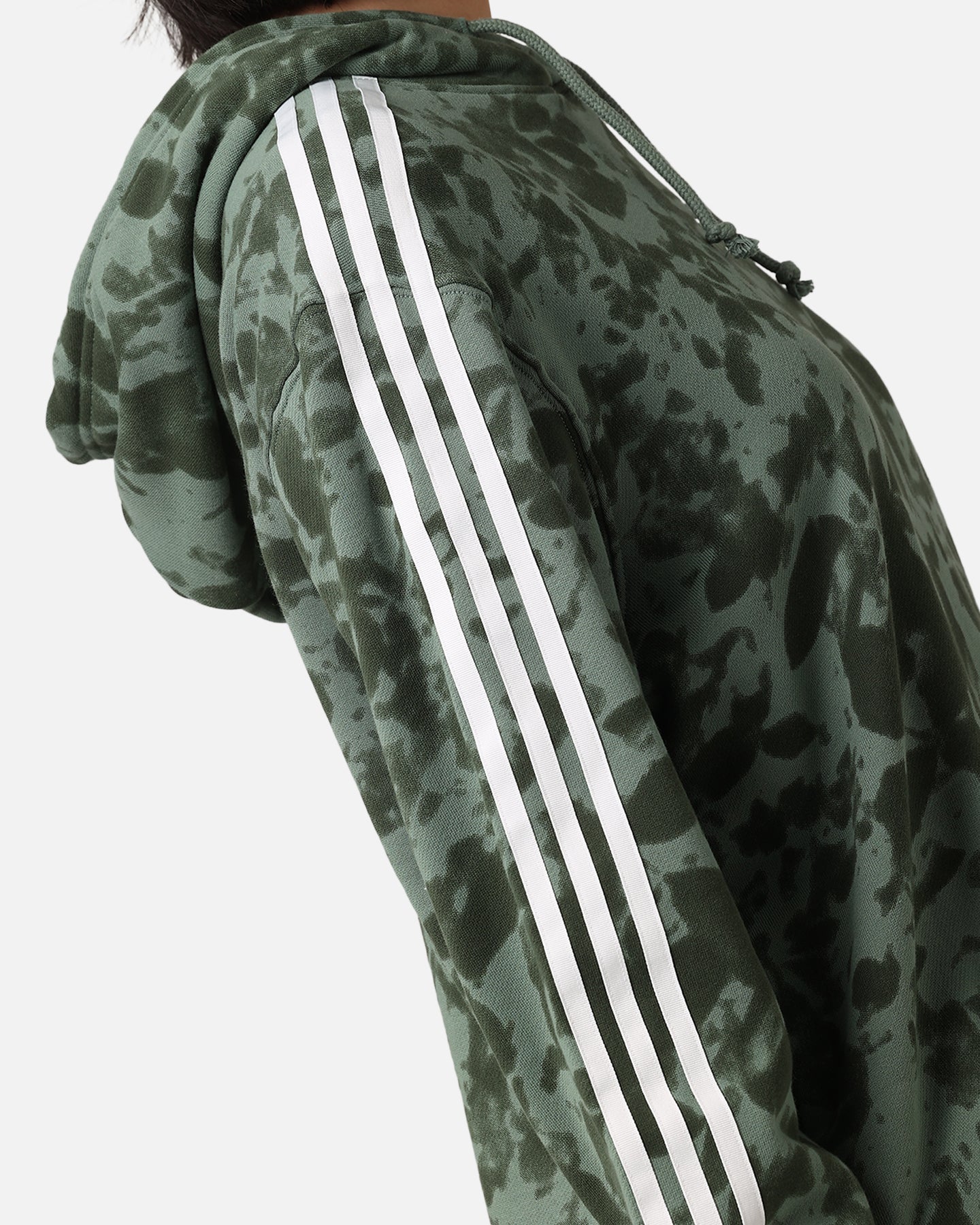 Adidas Women's AOP Hoodie Trace Green - Image 7