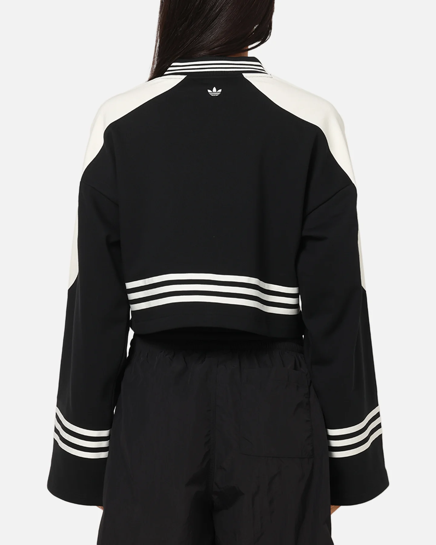 Adidas Women's Crew Sweatshirt Black/Off White - Image 3