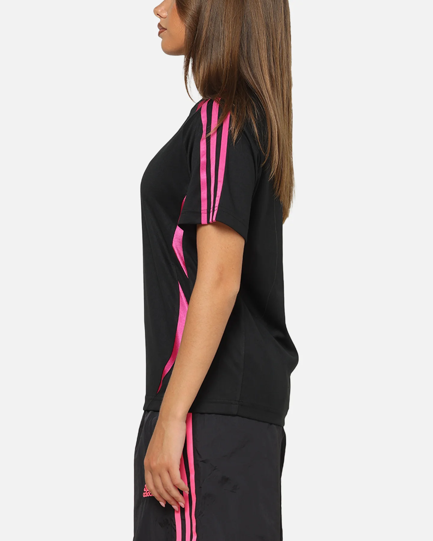Adidas Women's Teamgeist T-Shirt Black/Pink - Image 6