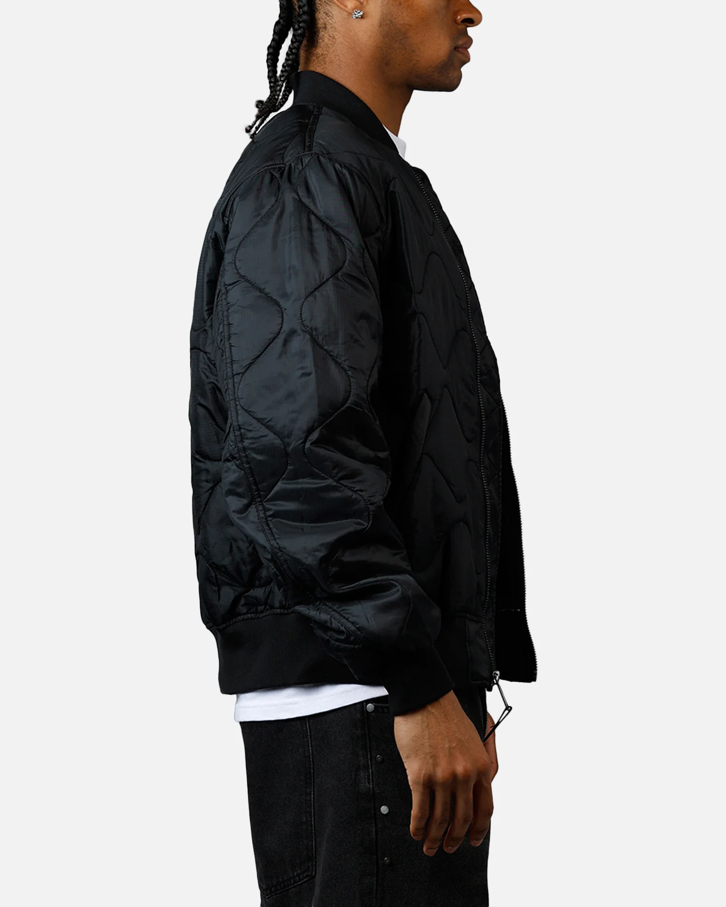 Alpha Industries L-2B Quilted Flight Jacket Black - Image 4