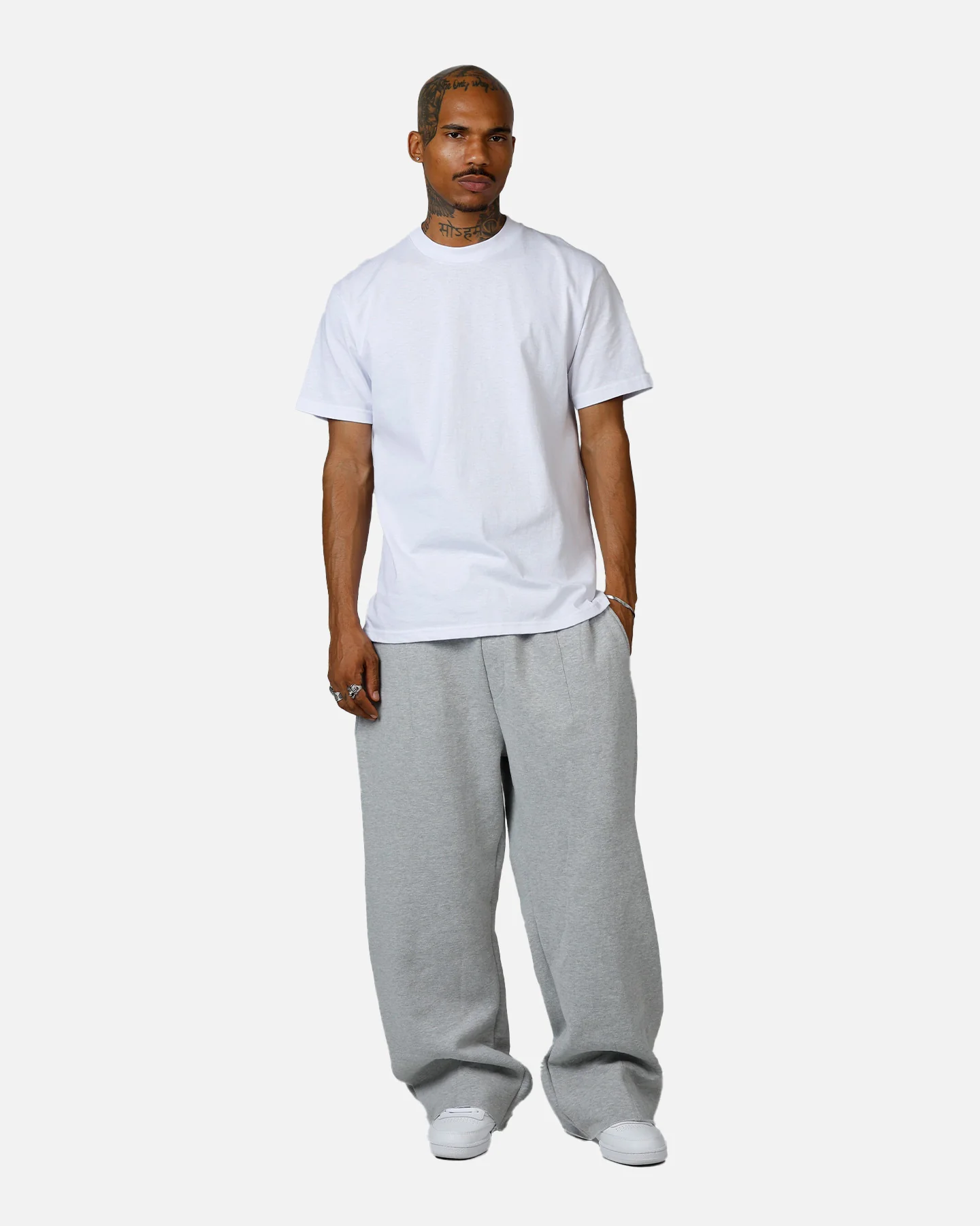 American Thrift Essentials Sweatpants Grey - Image 2