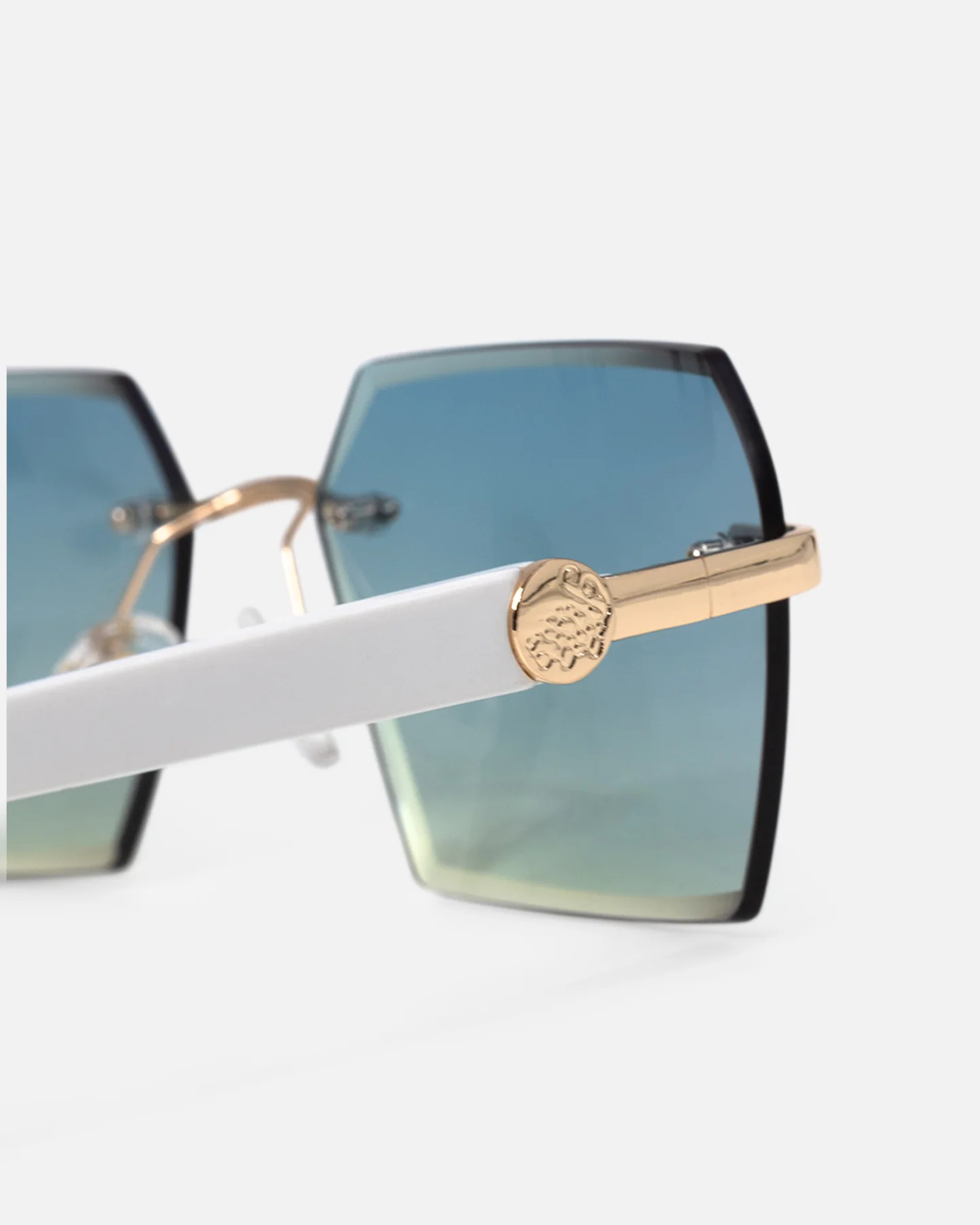 Belvoir & Co Kennedy Sunglasses Sunset - Image 11