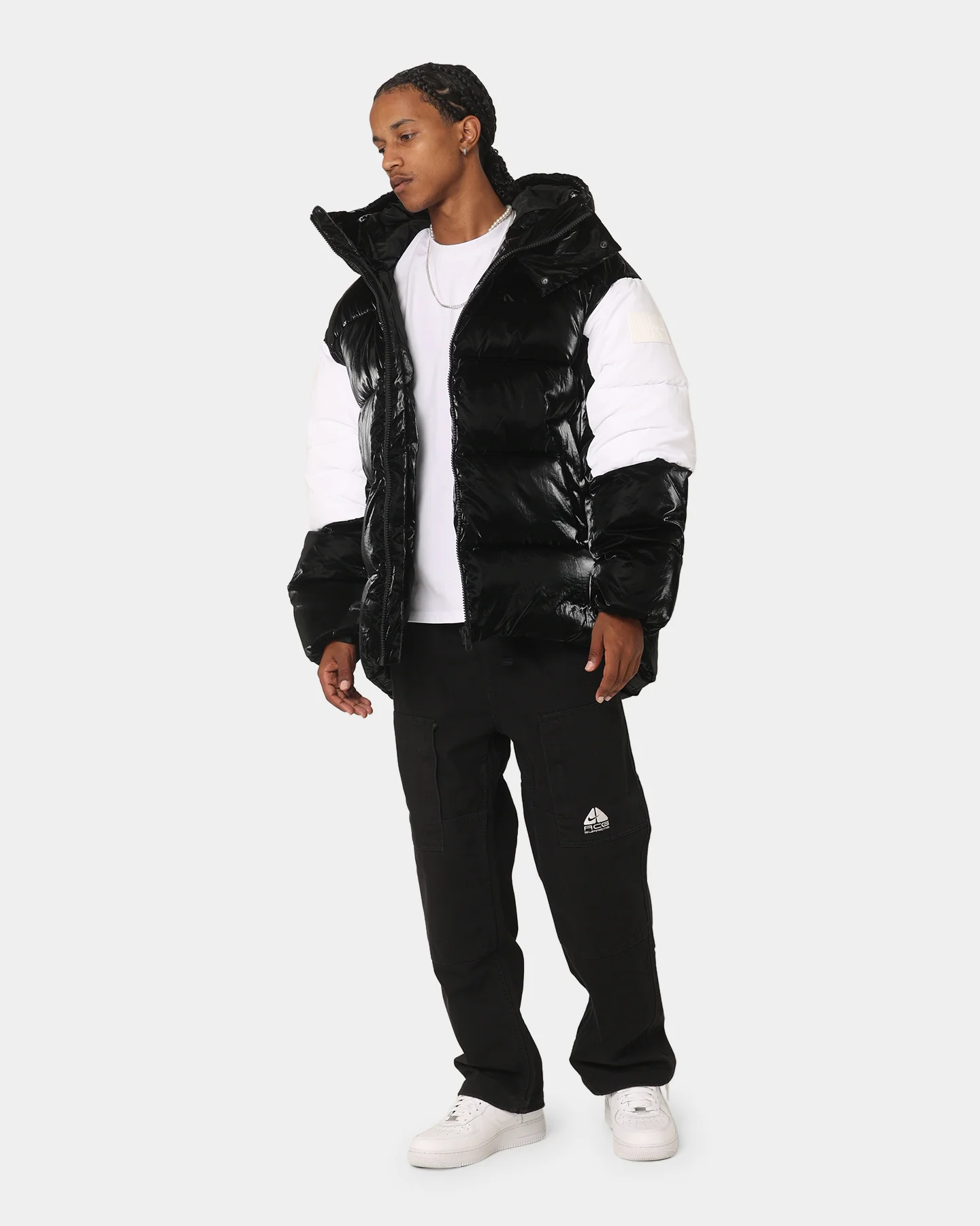 Calvin Klein Bold Logo Colourblock Puffer Jacket Ck Black/Bright White - Image 10