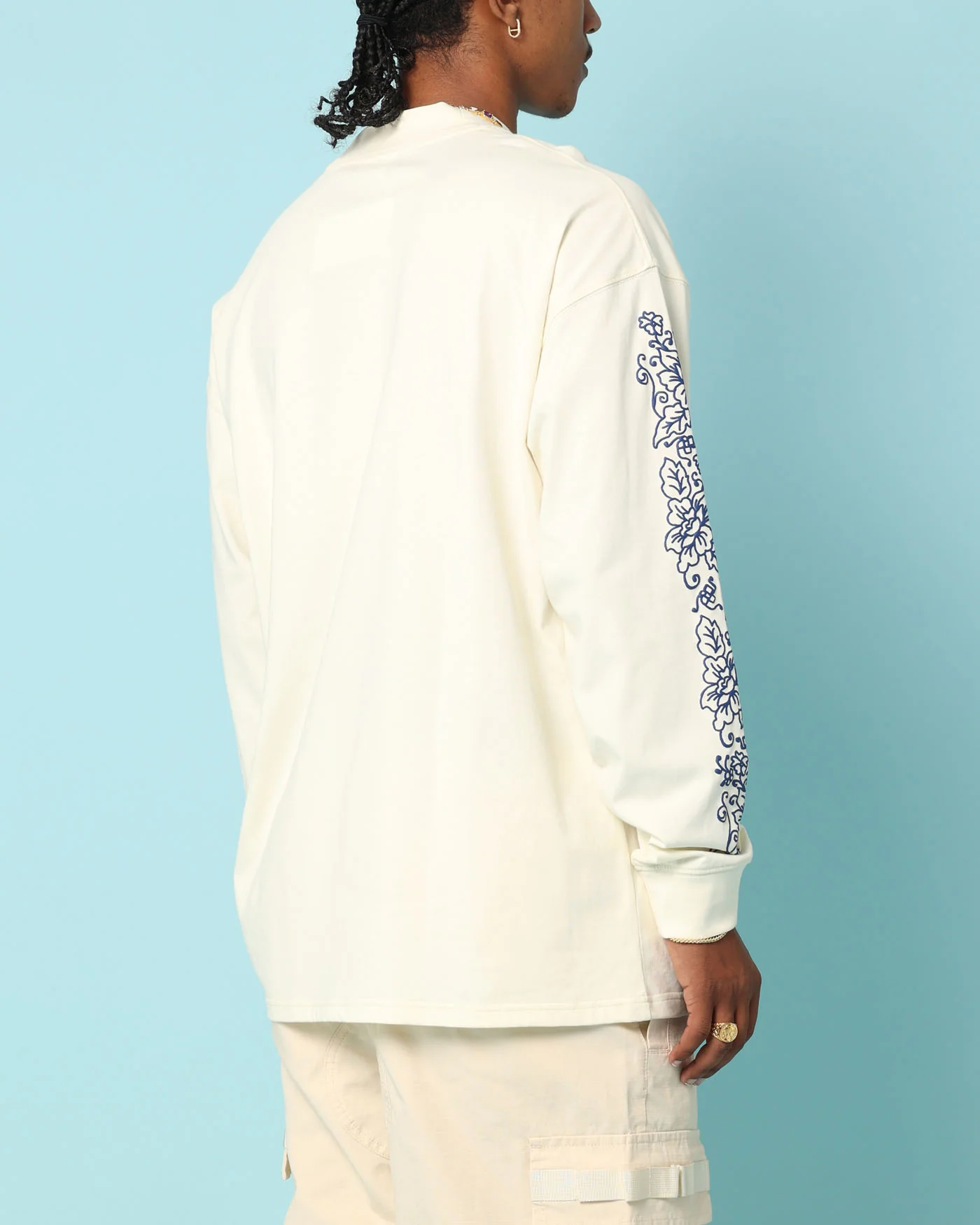 Carré Botanical Oversized Long Sleeve T-Shirt Off White - Image 4