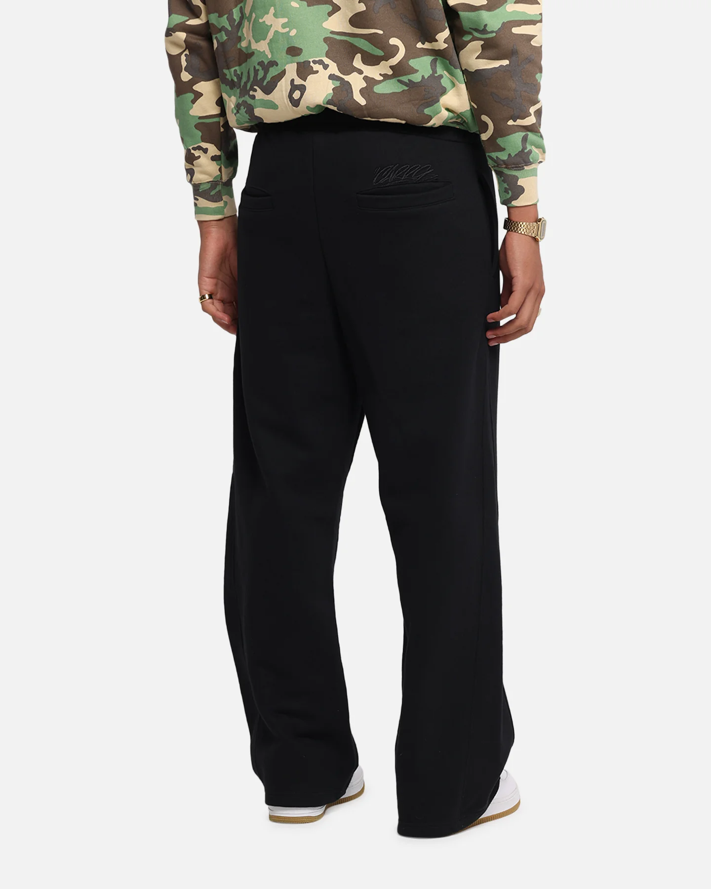 Carre Grit Trackpants Black - Image 5