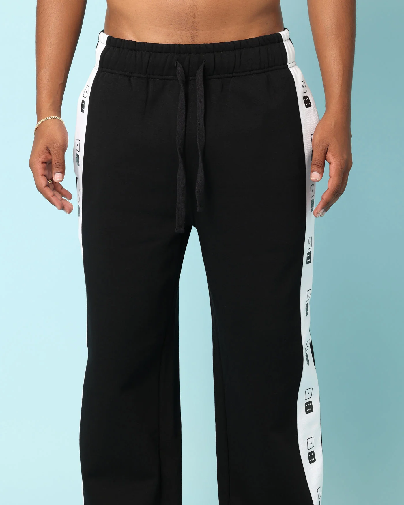Carré High Roller Sweatpants Black - Image 7