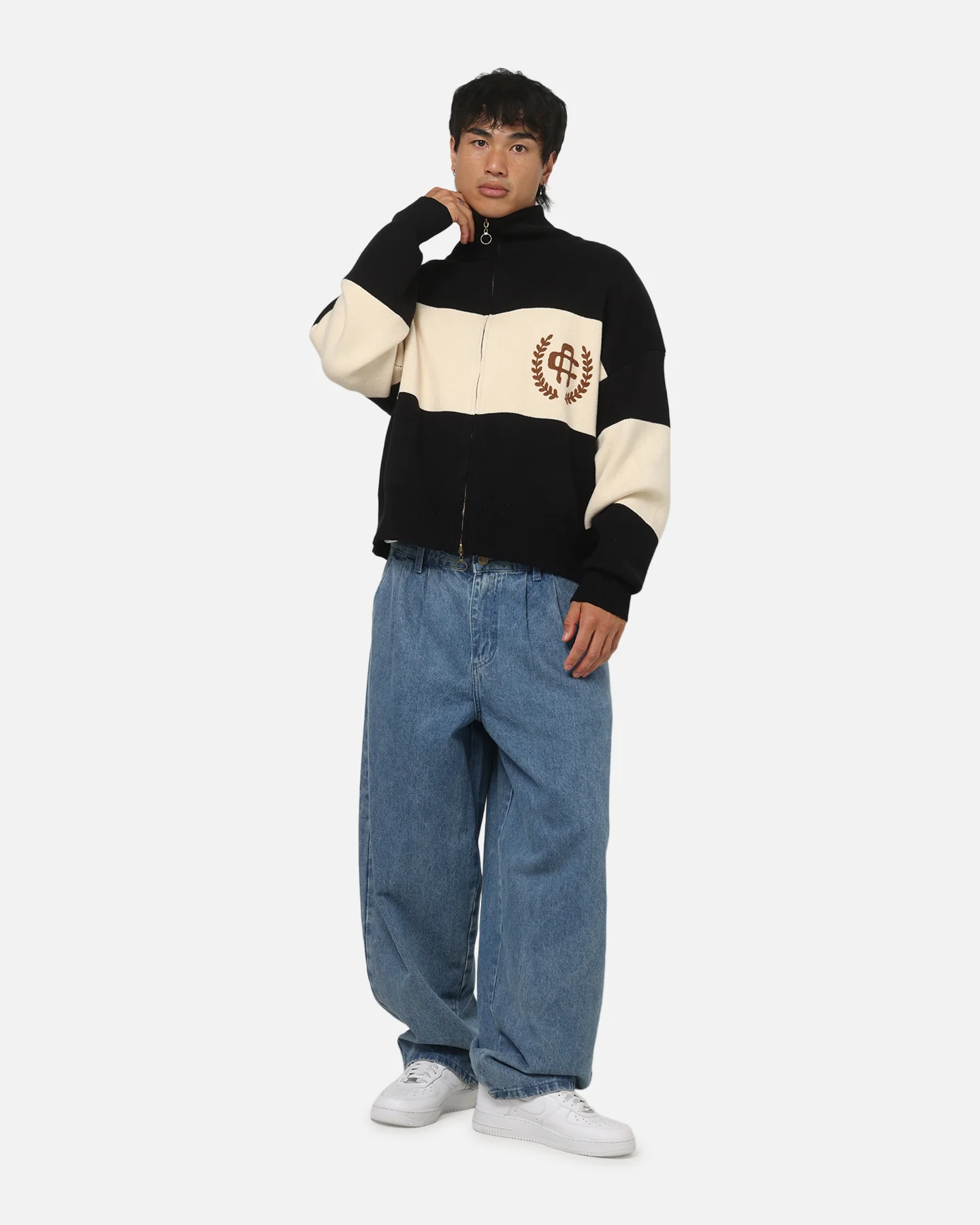 Carre Legacy Knitted Jumper Black/Off White - Image 2