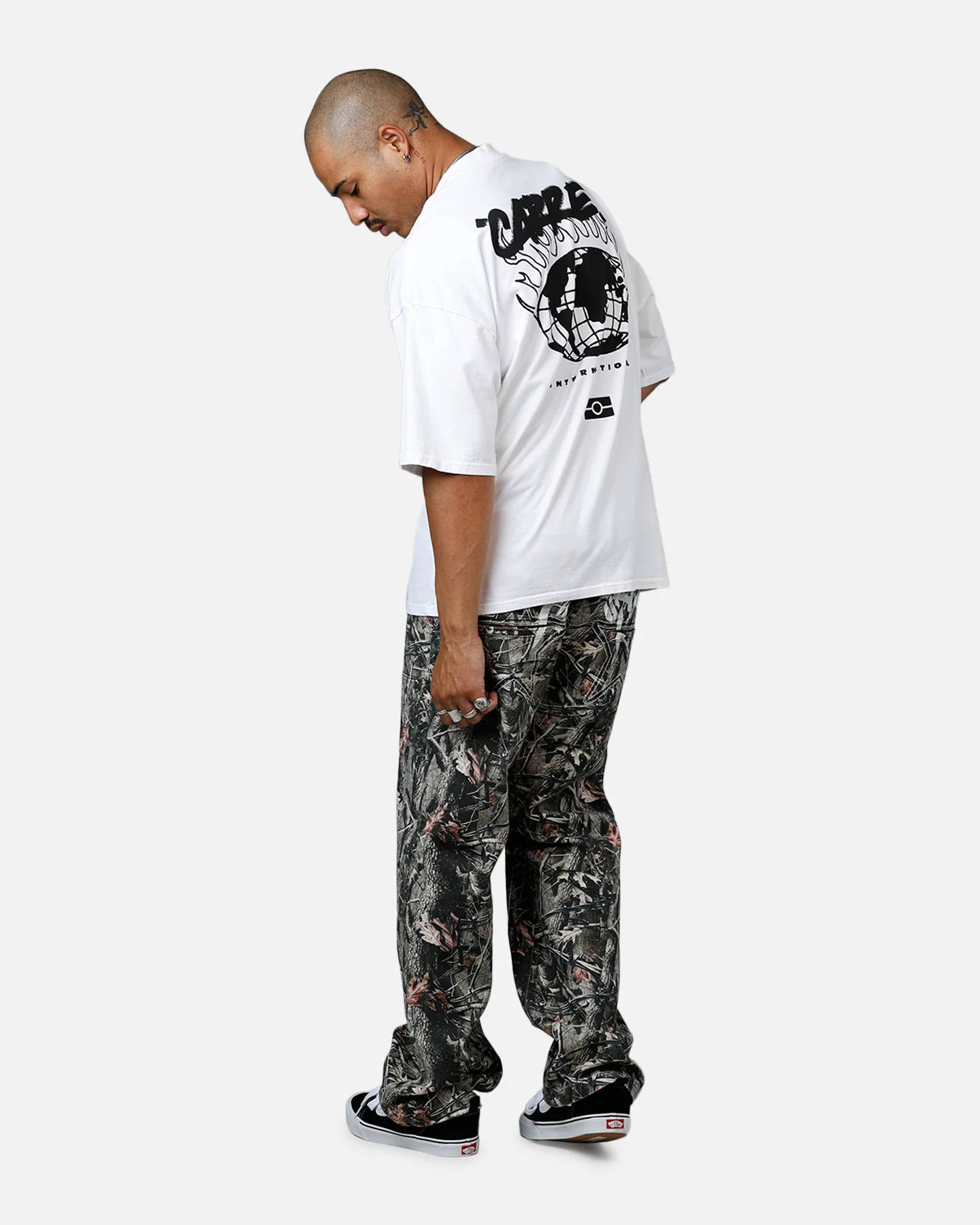 Carre Passport T-Shirt White - Image 6