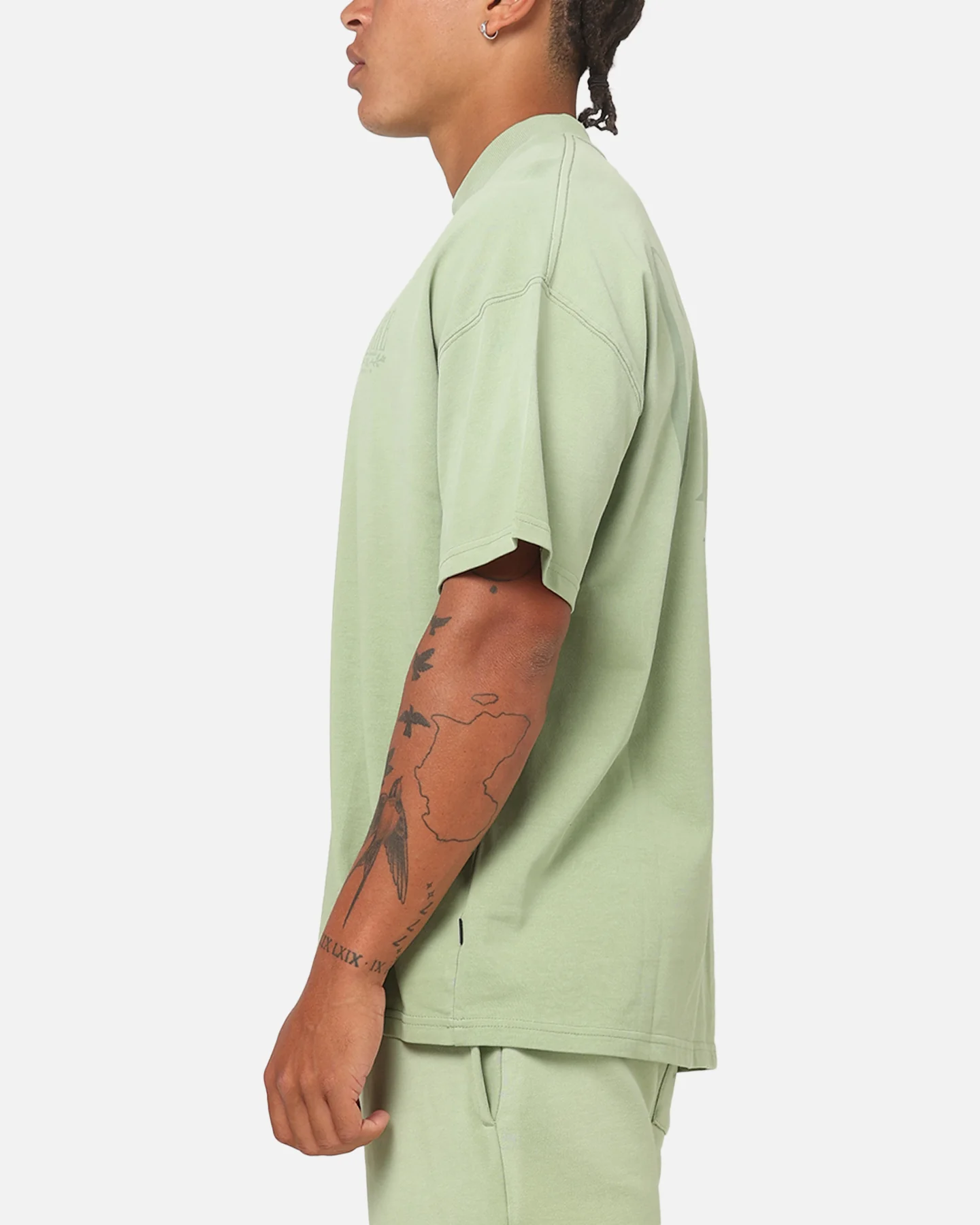 Carre Premium Essentials T-Shirt Sage - Image 6