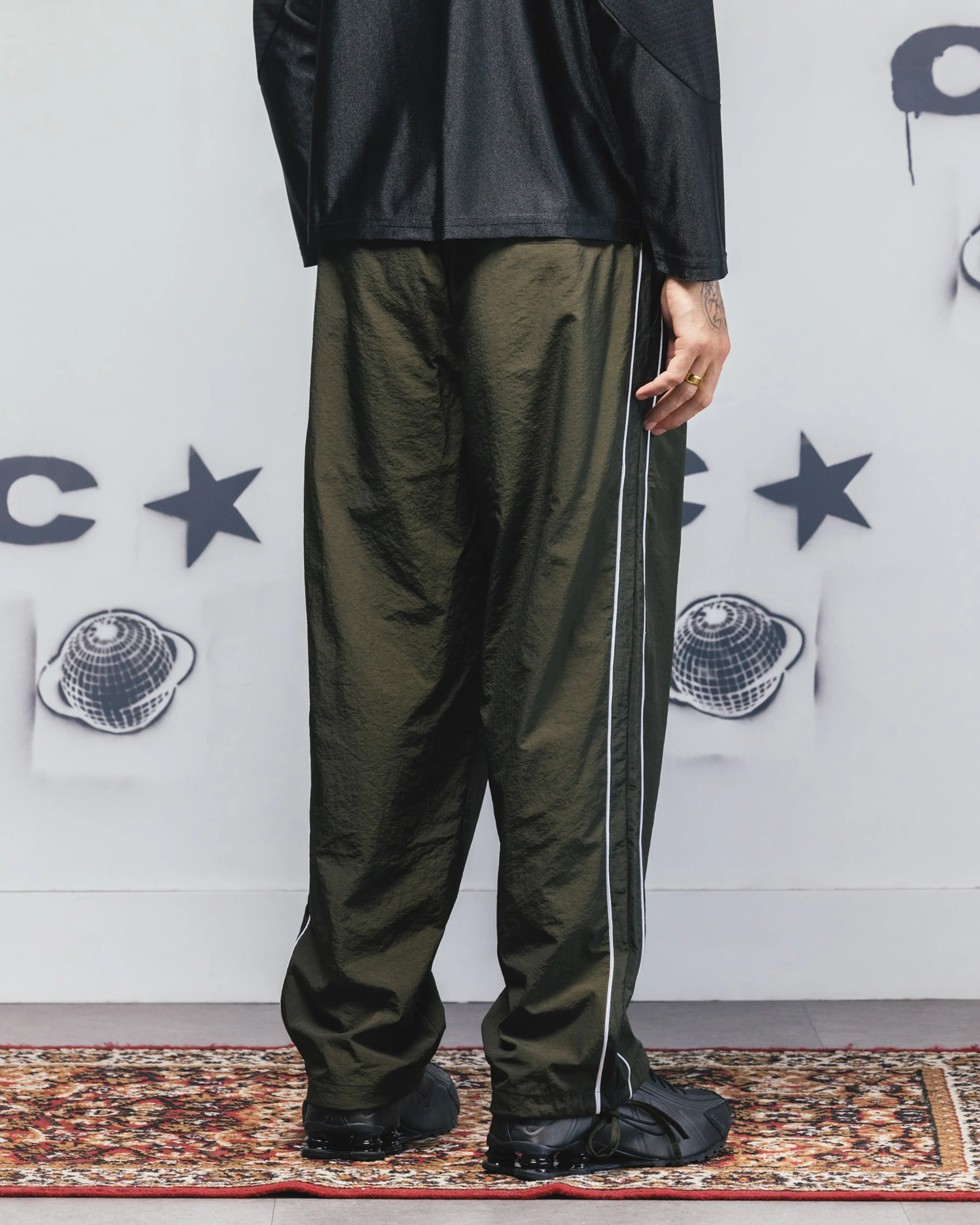 Carre Rally Panelled Nylon Joggers Khaki - Image 6