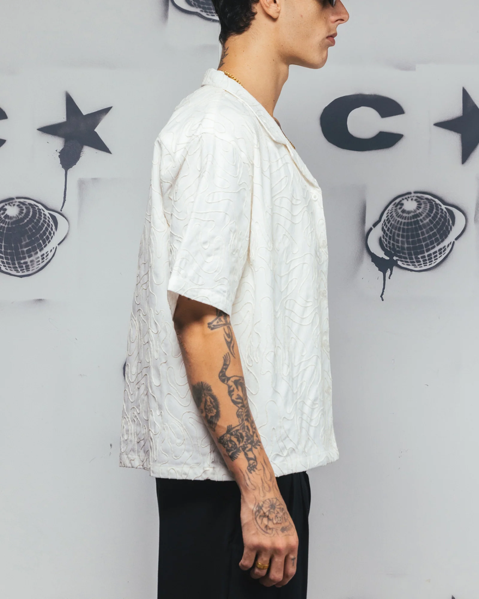 Carre Ripple Button Up Shirt Off White - Image 4