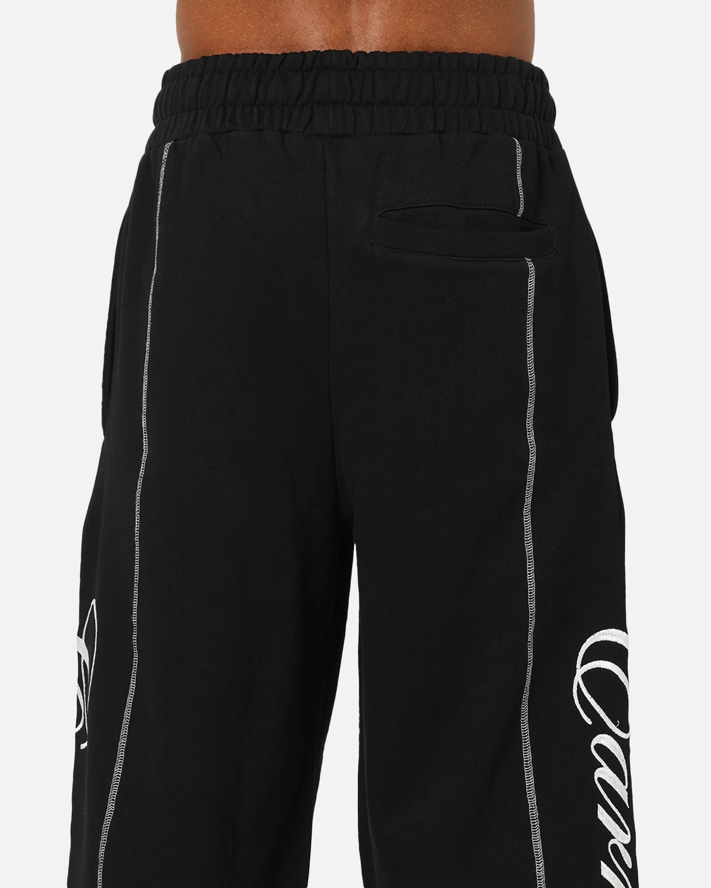 Carre Script Trackpants Black - Image 8