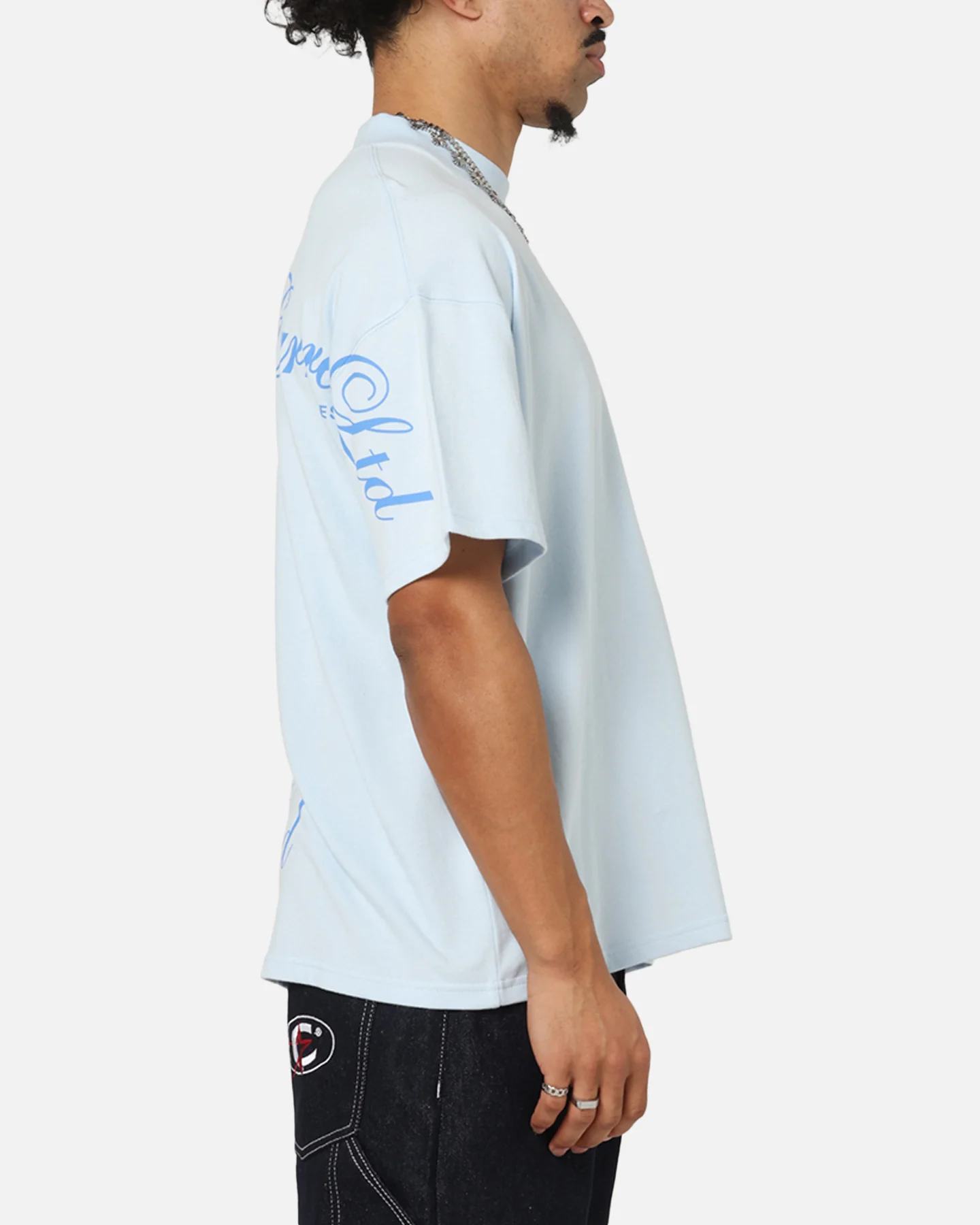 Carre Side Script Oversized T-Shirt Baby Blue - Image 5