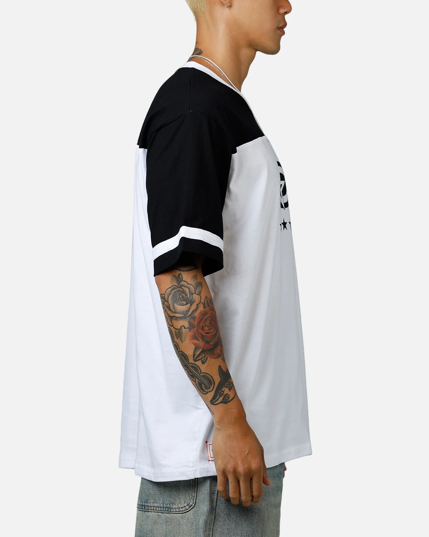 Carre Star Shooter Panelled T-Shirt Black/White - Image 4