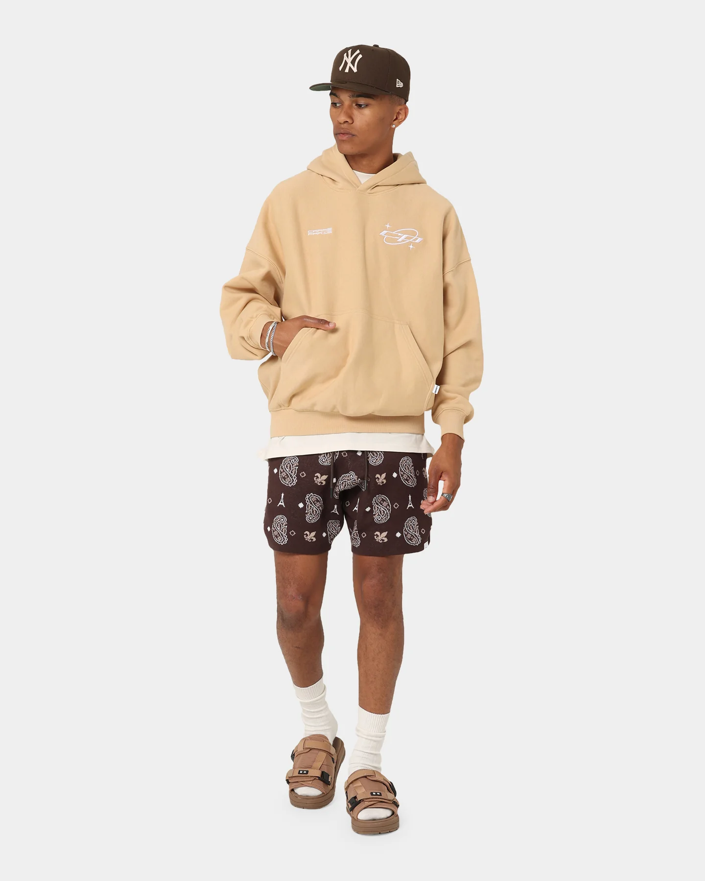 Carré Star Sign Oversized Hoodie Dark Tan - Image 2