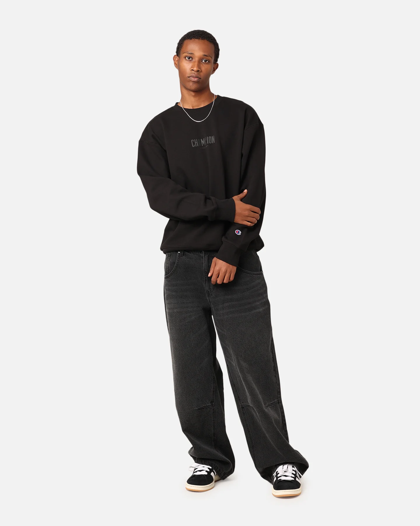 Champion Rochester Base Crewneck Black - Image 2