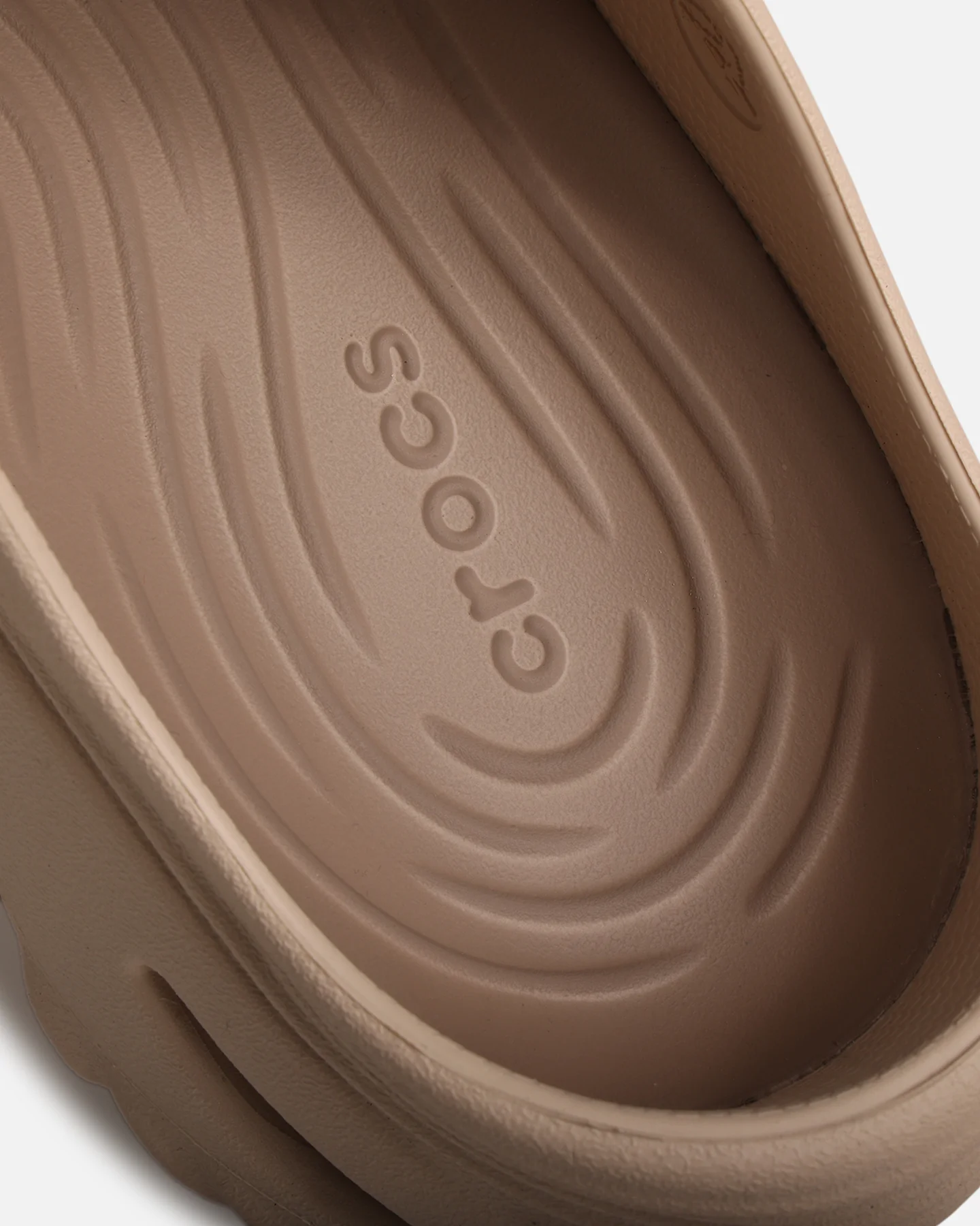 Crocs Echo Wave Almond - Image 8