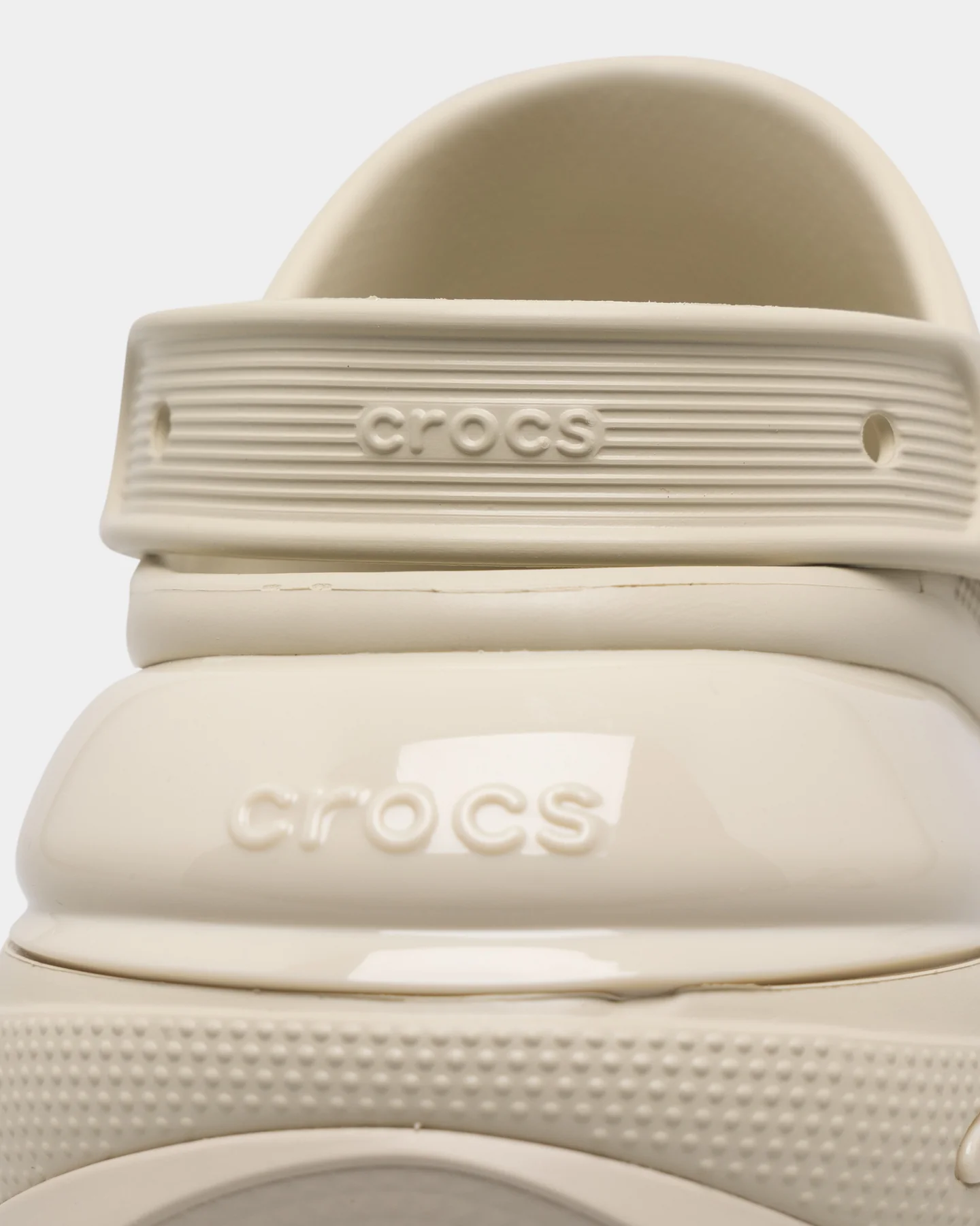 Crocs Mega Crush Clog Bone - Image 8