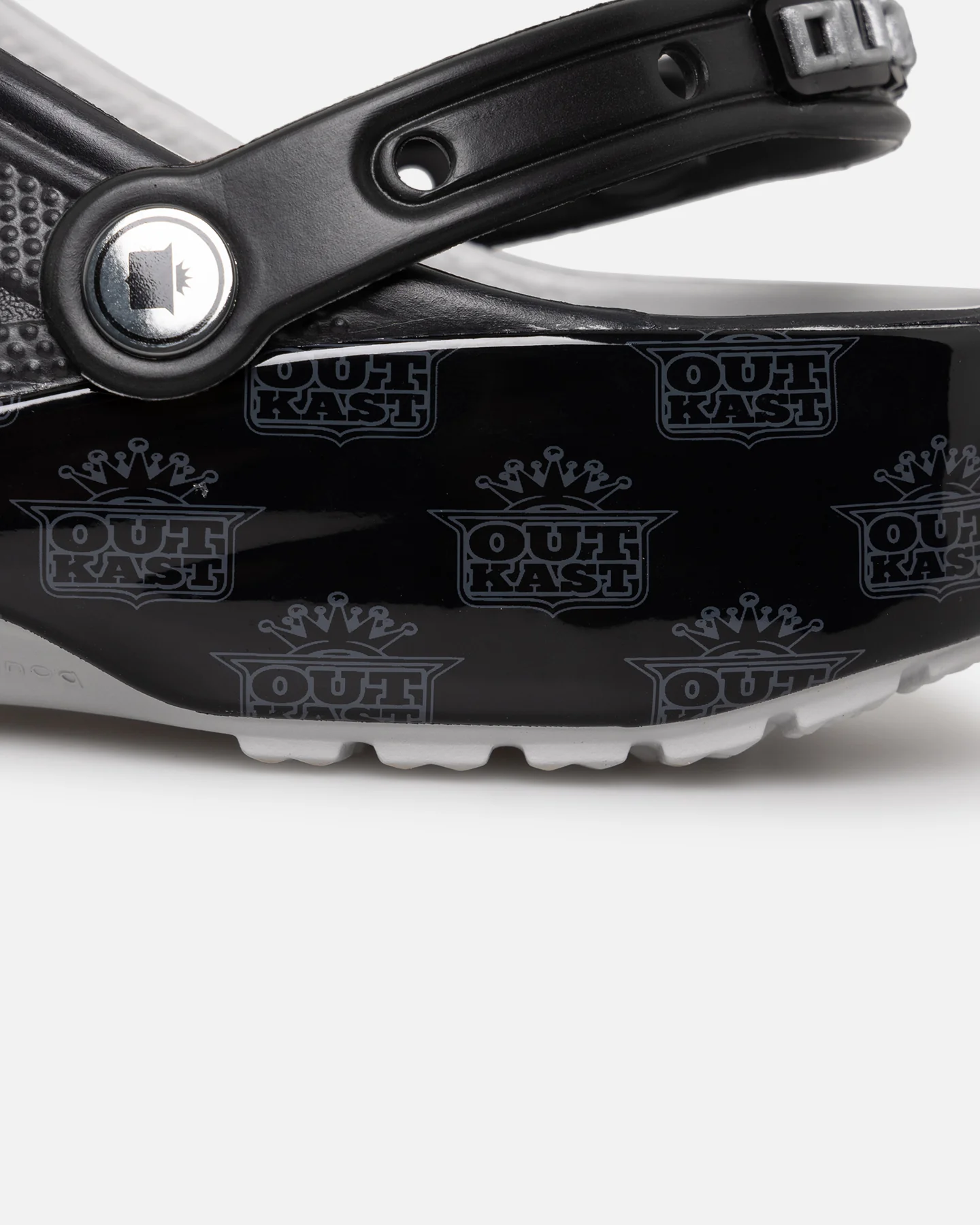 Crocs X Outkast Classic Clog Black - Image 9