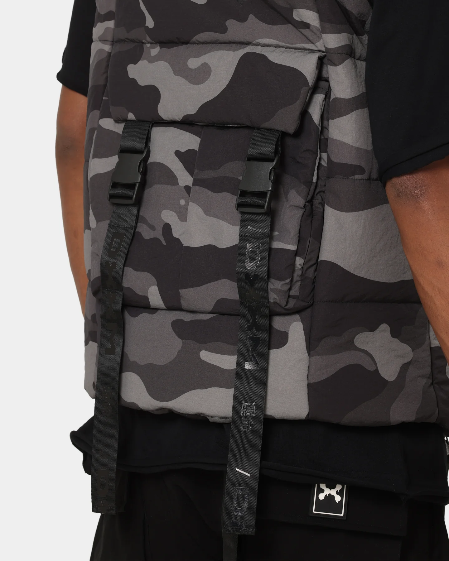 DXXMLife L-3 Chainge$ Puffer Vest Grey/Camo - Image 12