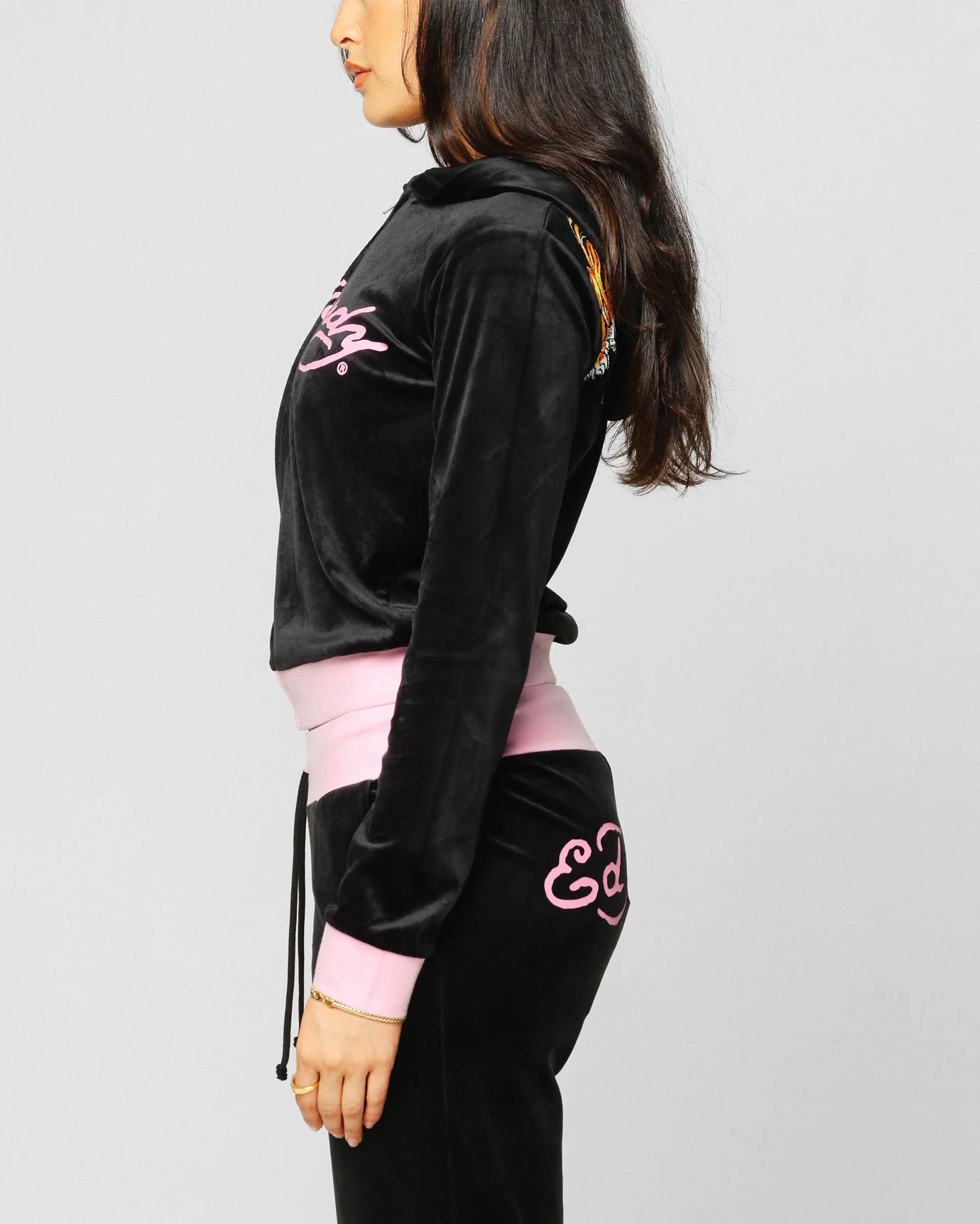 Ed Hardy Women's Cropped Hoodie Black/Pink - Image 7