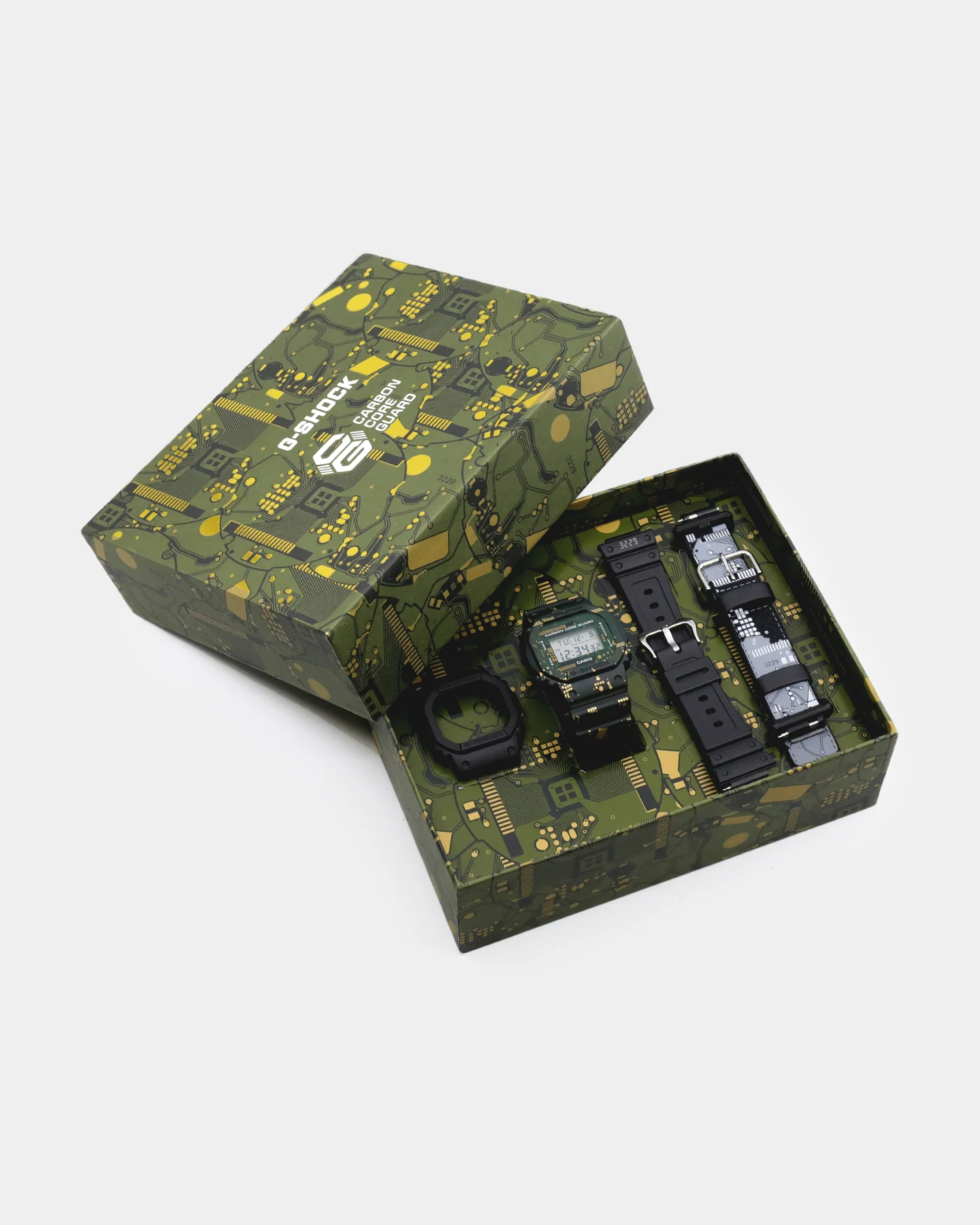 G-SHOCK Men's DWE-5600CC Circuit Board Camo Digital Watch Box Set Camo - Image 2