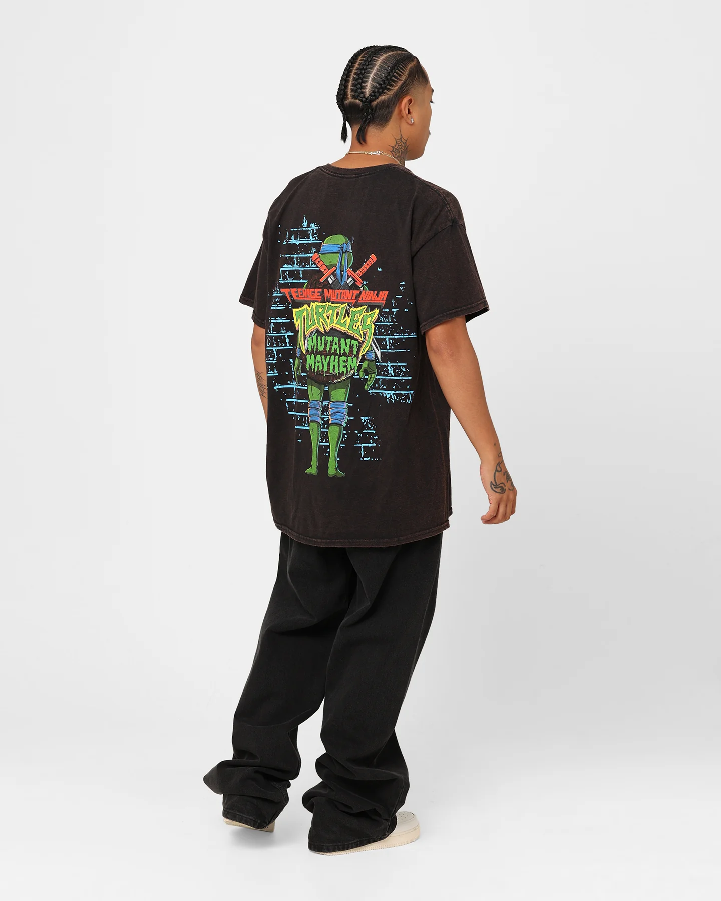 Goat Crew X Teenage Mutant Ninja Turtles Leonardo Vintage T-Shirt Black Wash - Image 8