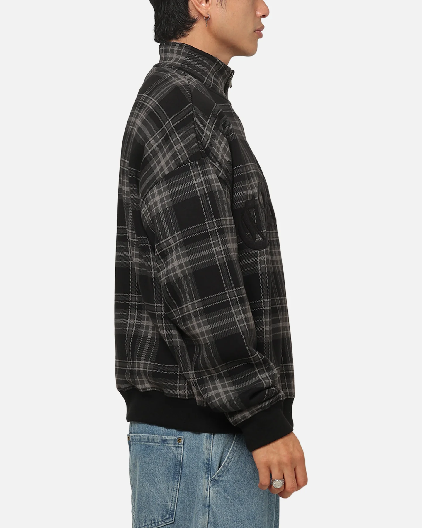 Carre Gridlock 1/4 Zip Crewneck Black Plaid - Image 4