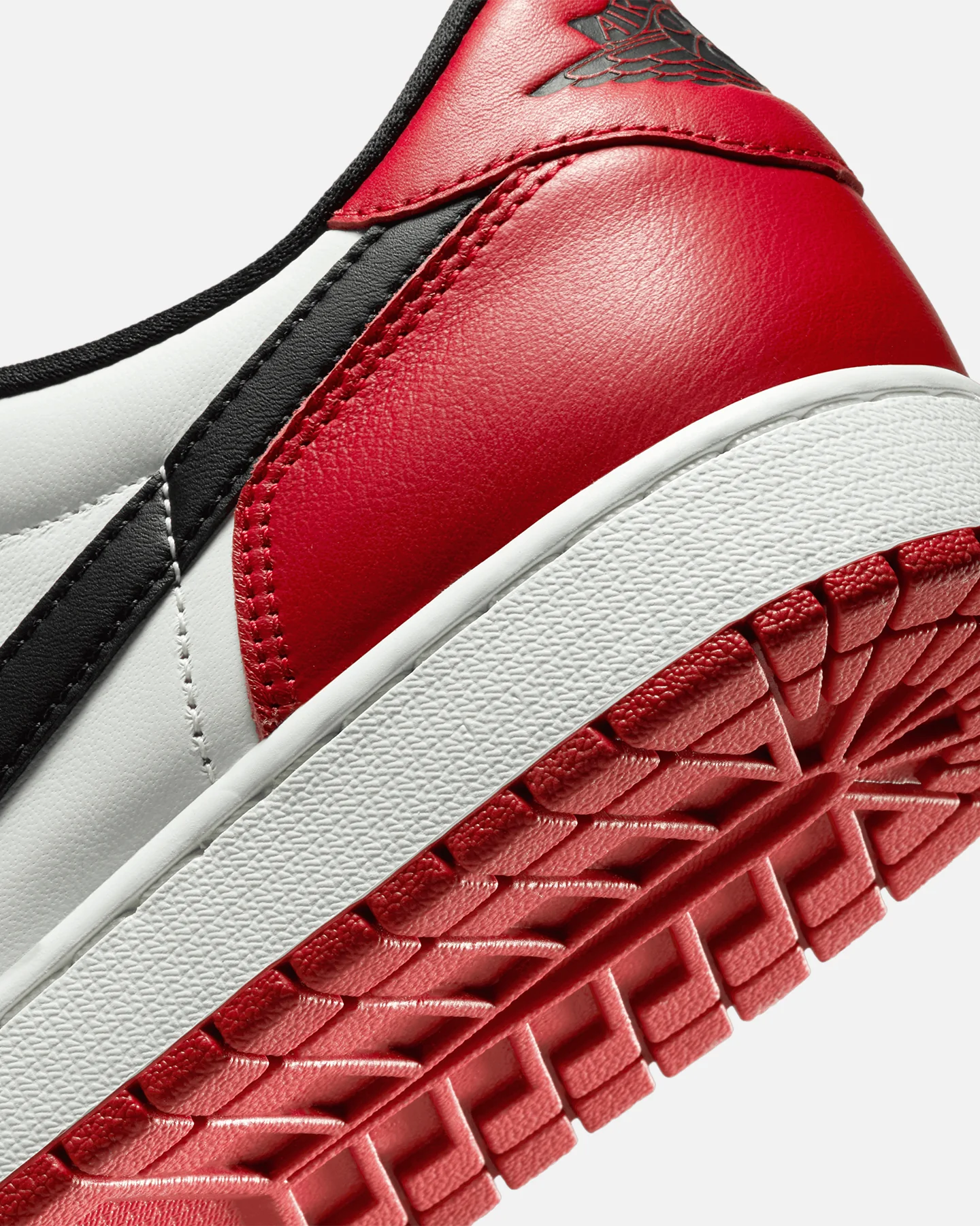 Jordan Air Jordan 1 Retro Low "Chicago" Red/Black - Image 8