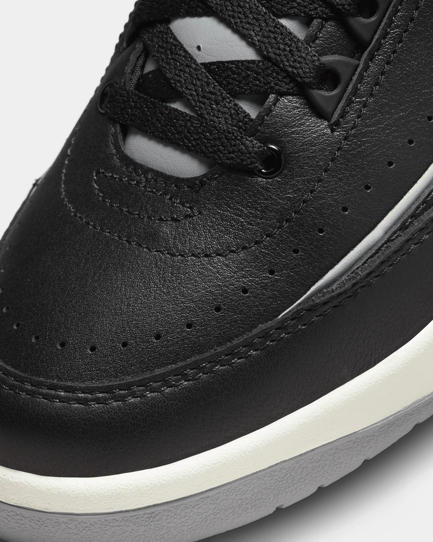 Jordan Air Jordan 2 Retro "Black Cement" Black/Cement Grey - Image 6
