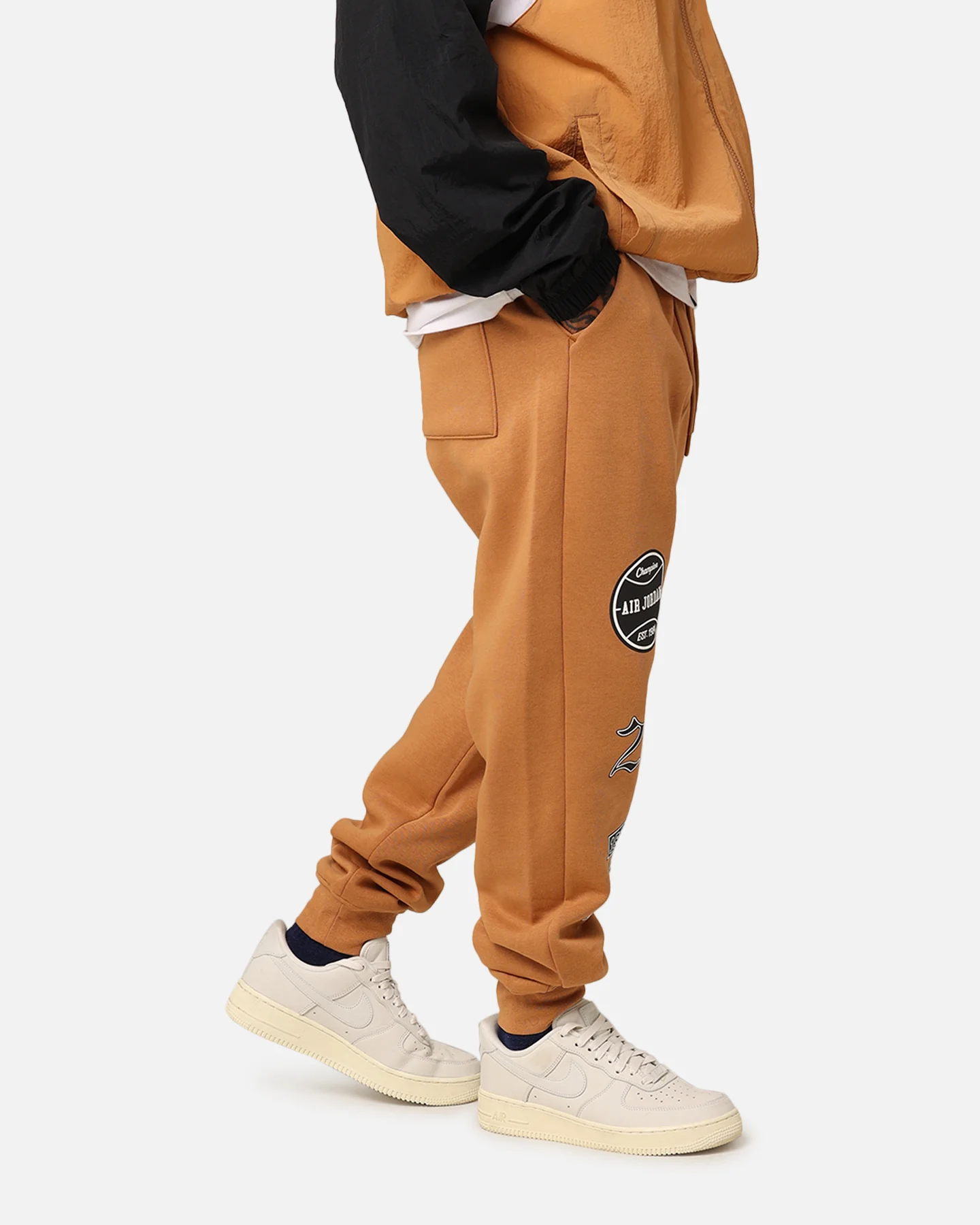 Jordan Essentials Fleece Pants Dark Brown - Image 5