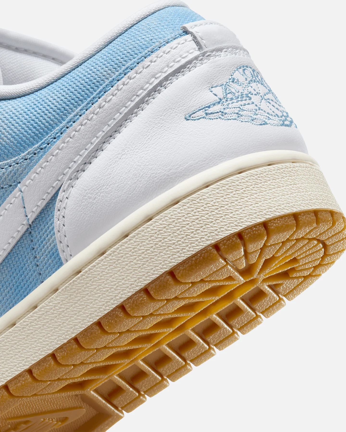 Jordan Women's Air Jordan 1 Low SE "Denim" Blue/Gum - Image 8