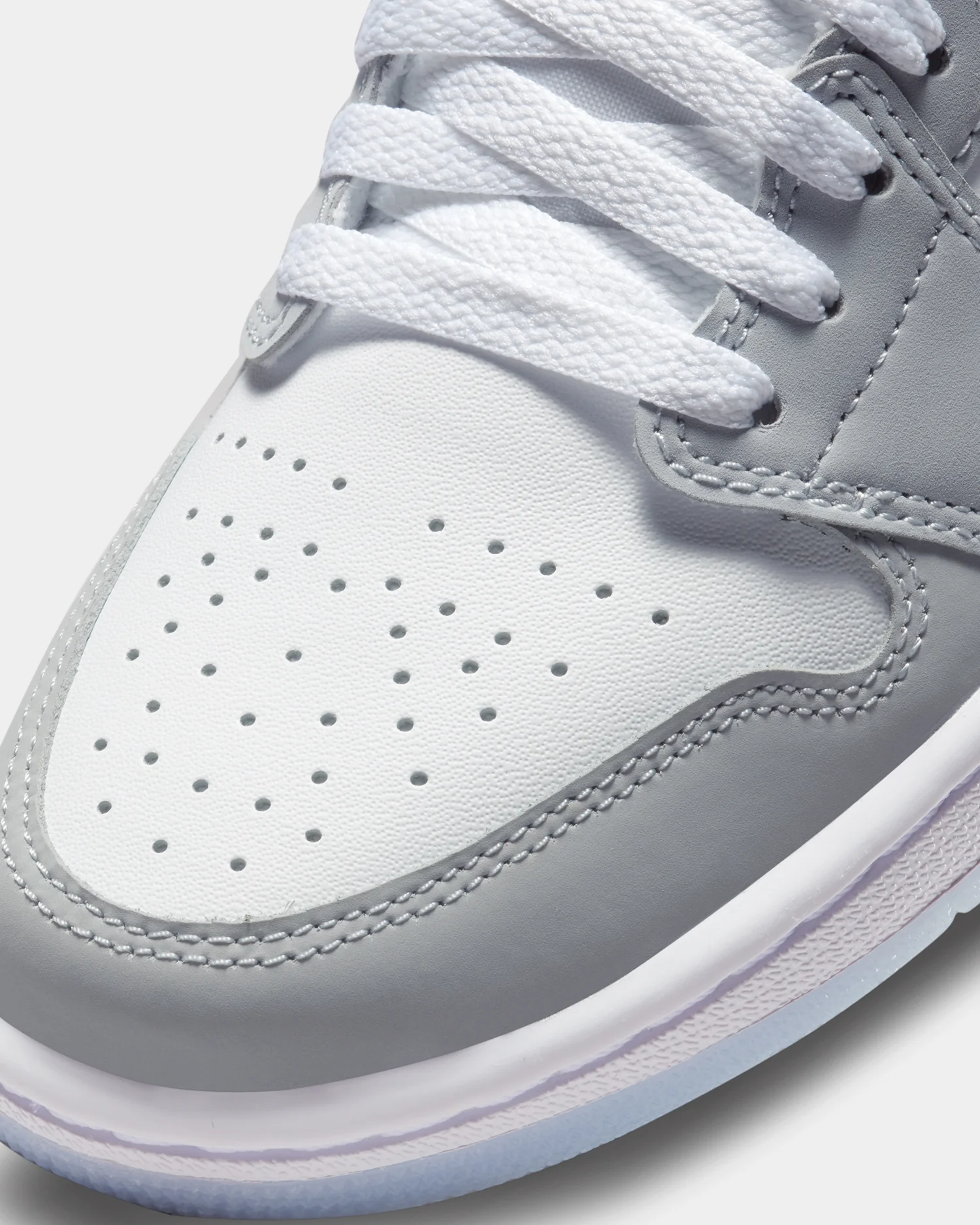 Jordan Women's Air Jordan 1 Low "White Wolf Grey" White/Wolf Grey - Image 6