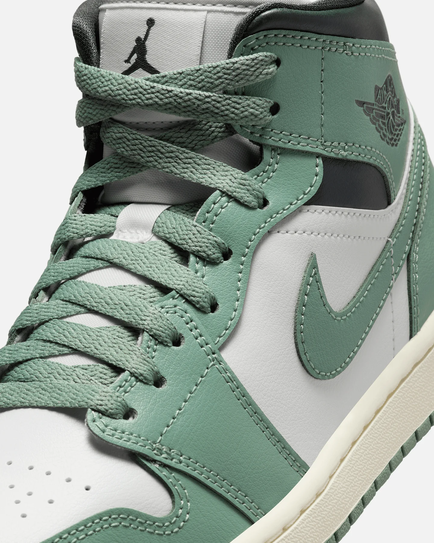 Jordan Women's Air Jordan 1 Mid Sail/Jade Smoke - Image 6
