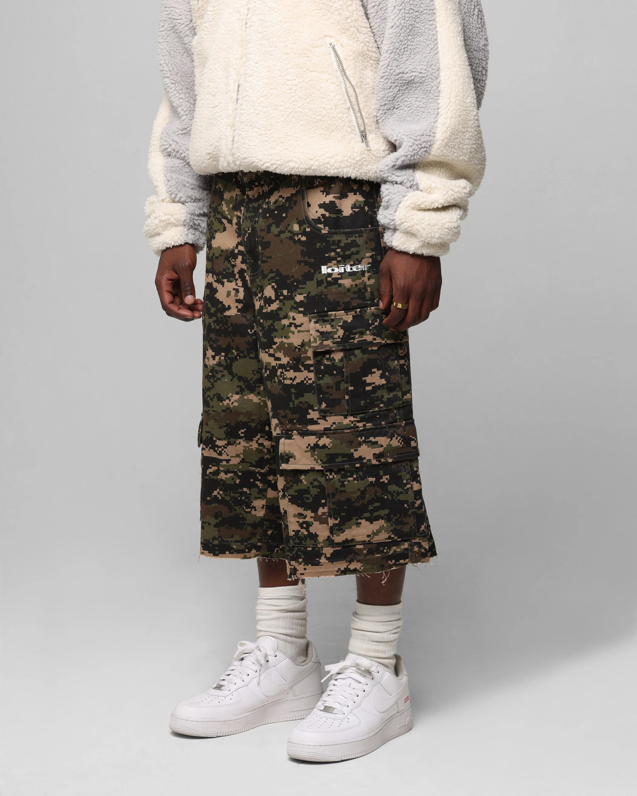 Loiter 3 Quarter Pants Digi Camo - Image 6