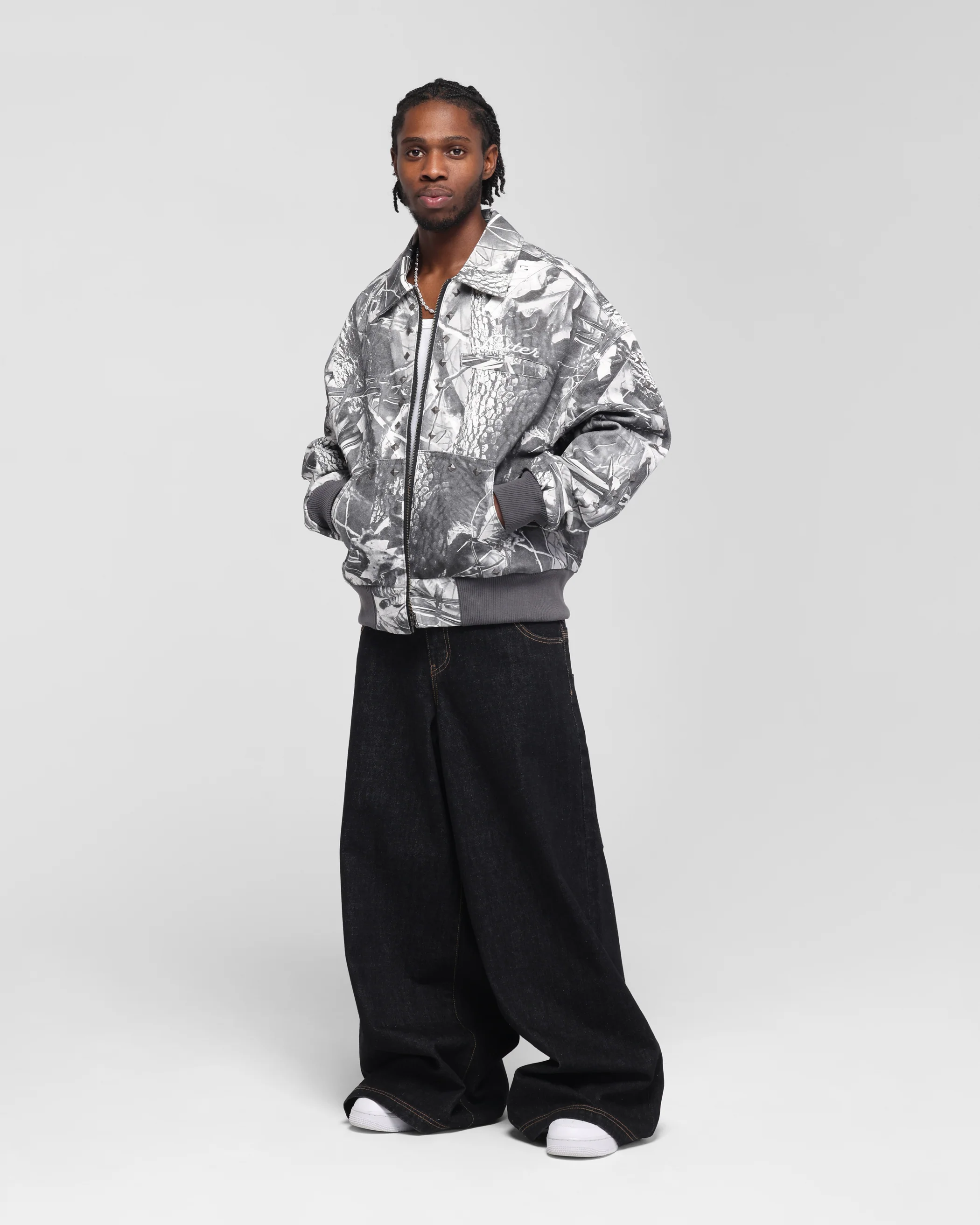 Loiter Chopper Work Jacket Real Tree Camo - Image 3
