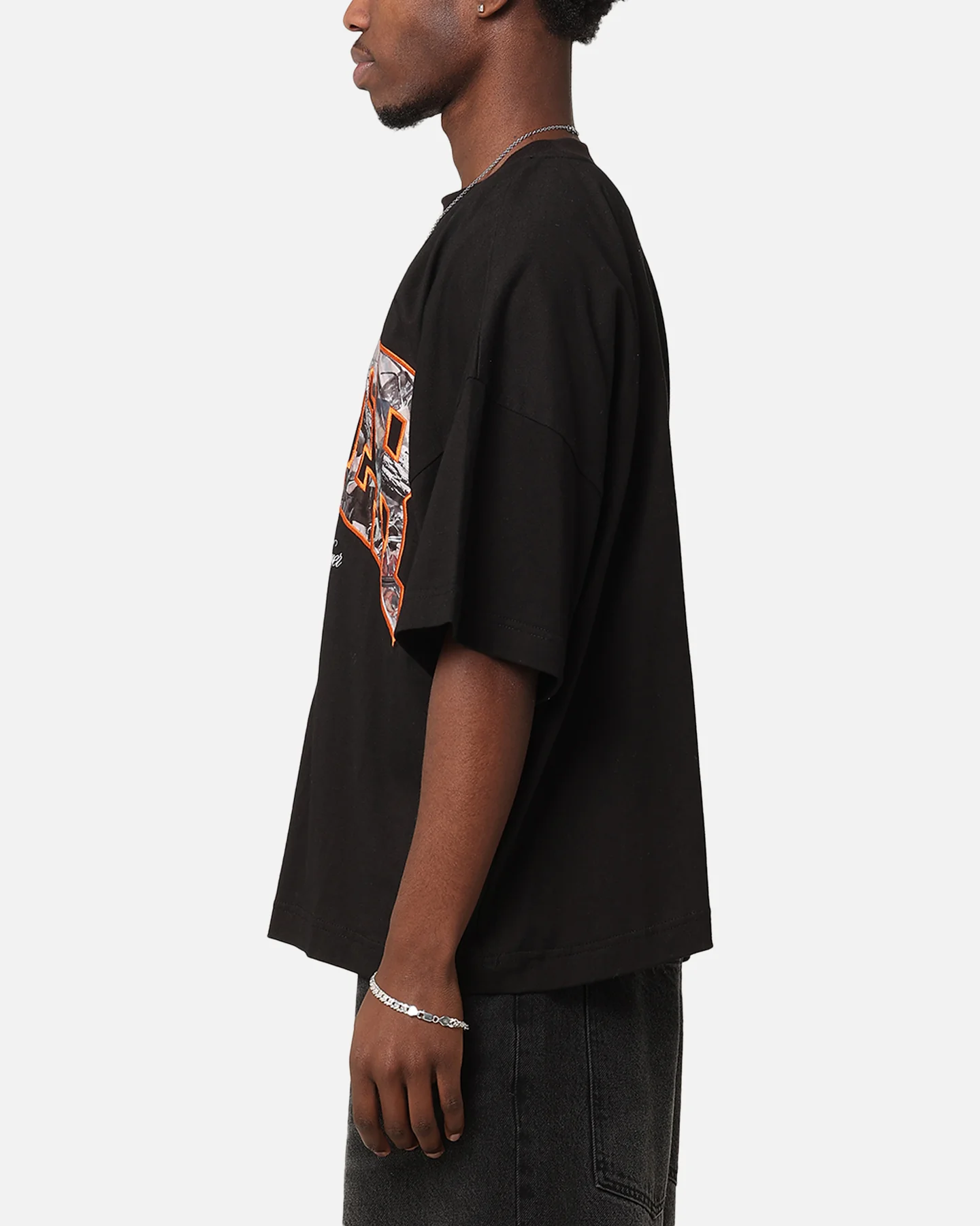 Loiter Hunter T-Shirt Black - Image 5