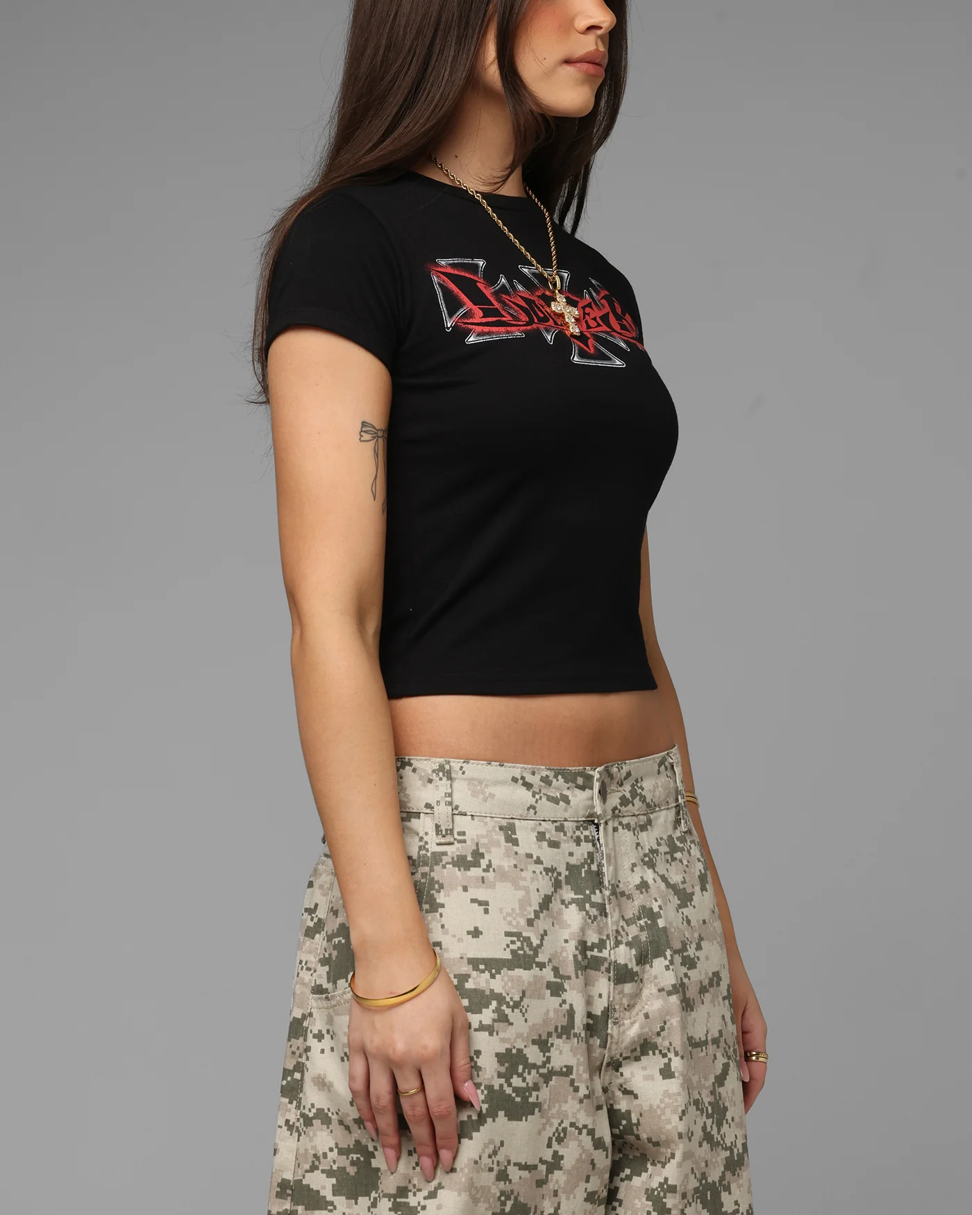 Loiter Women's Holy Fire Crop T-Shirt Black - Image 4