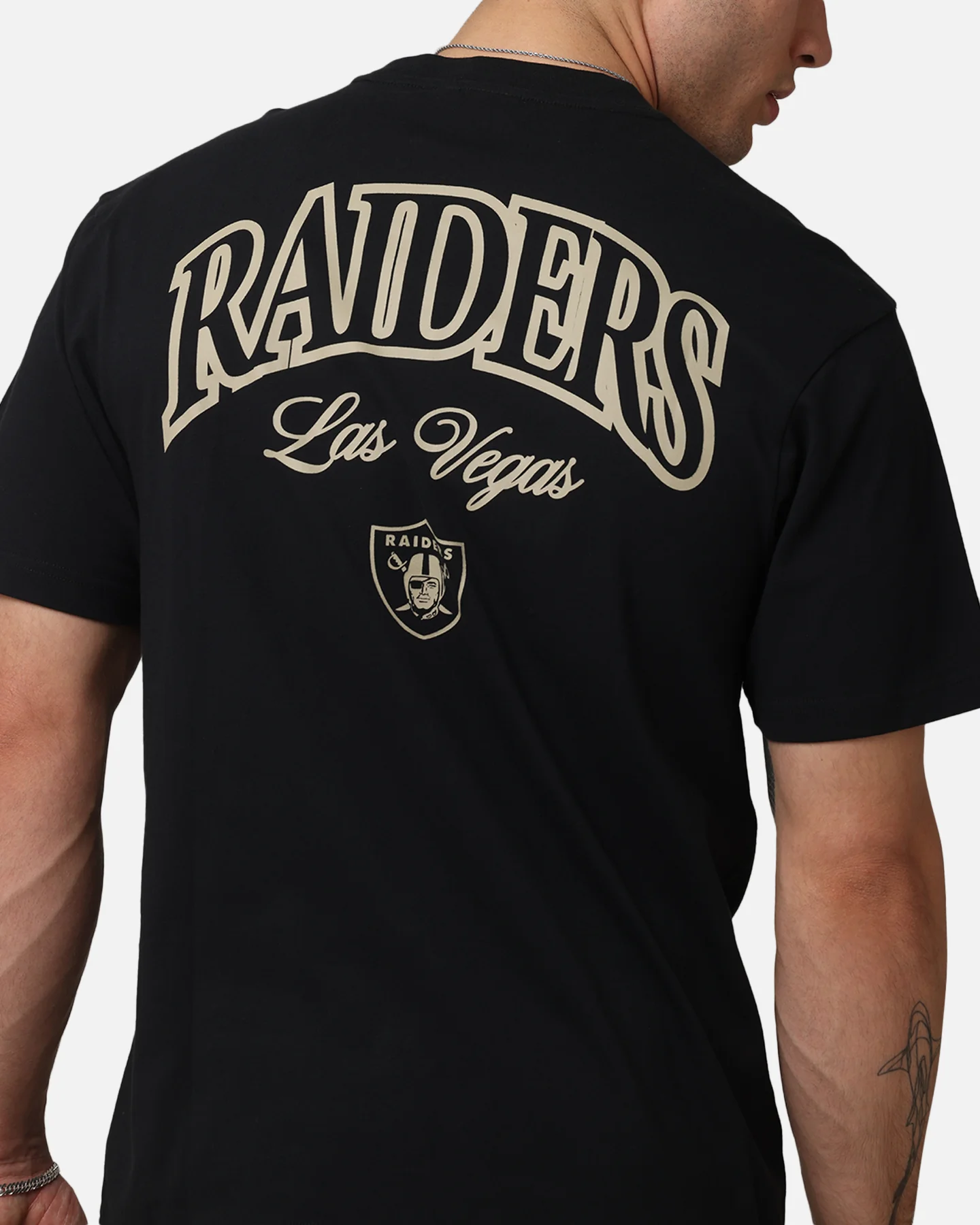 Majestic Athletic Las Vegas Raiders Kenmare City Bulge T-Shirt Black - Image 7